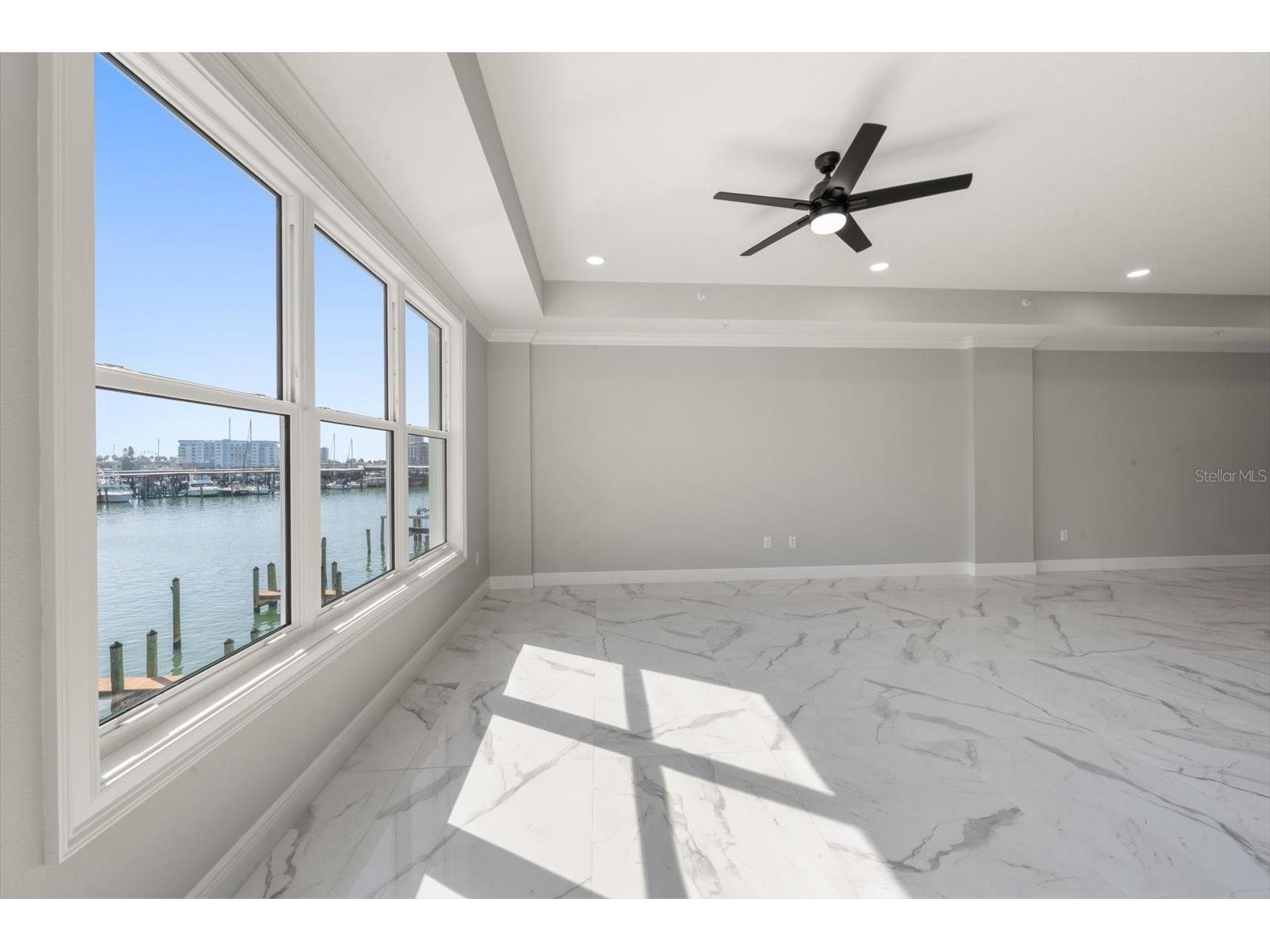 211 Dolphin Point #201 Clearwater FL 33767 TB8485670 image10