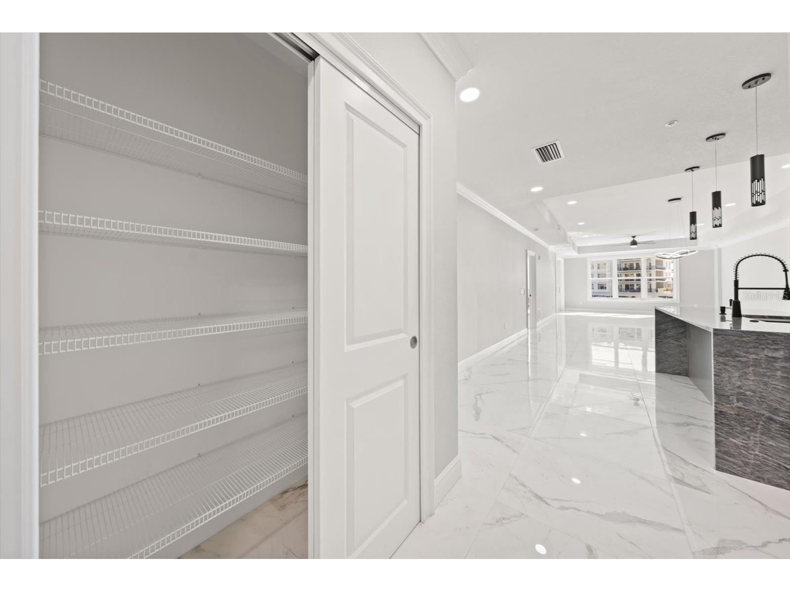 211 Dolphin Point #201 Clearwater FL 33767 TB8485670 image20