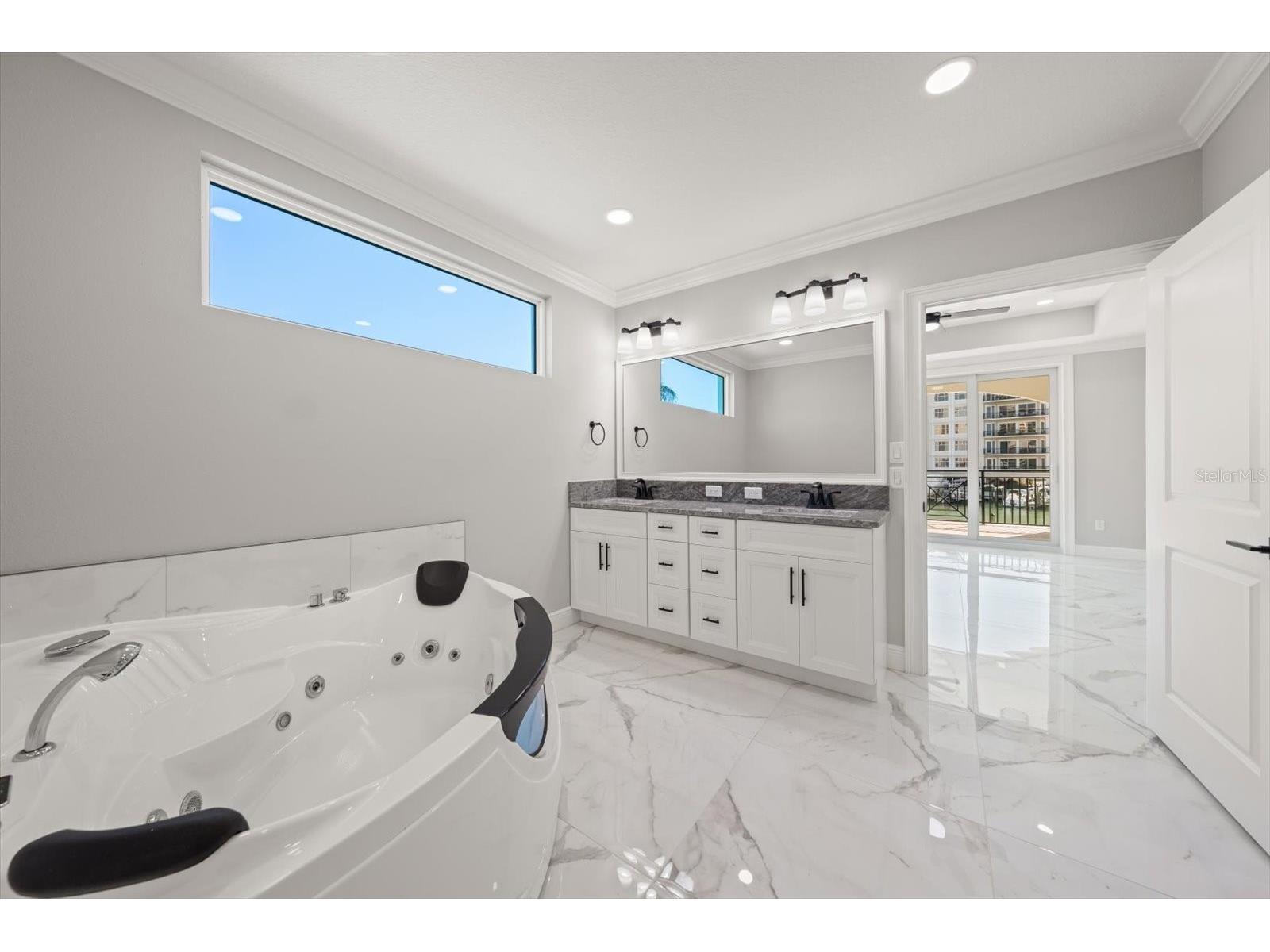 211 Dolphin Point #201 Clearwater FL 33767 TB8485670 image24