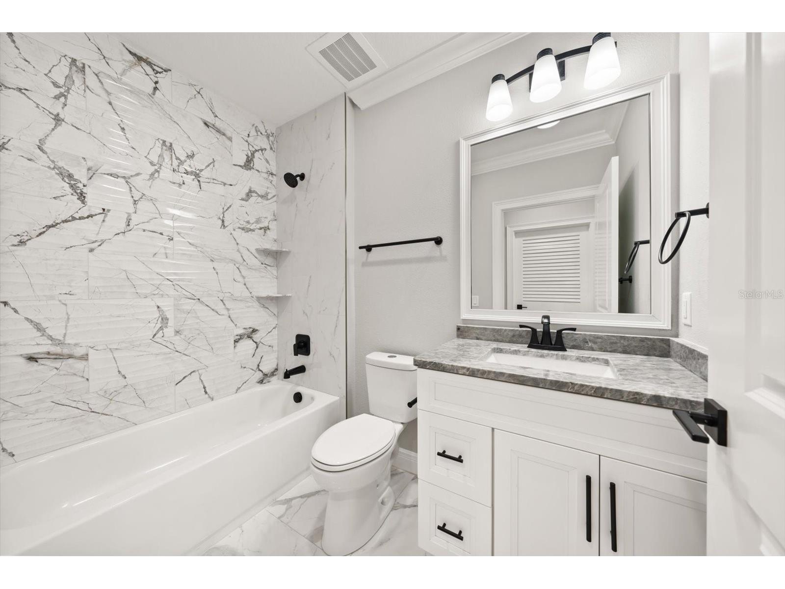 211 Dolphin Point #201 Clearwater FL 33767 TB8485670 image31