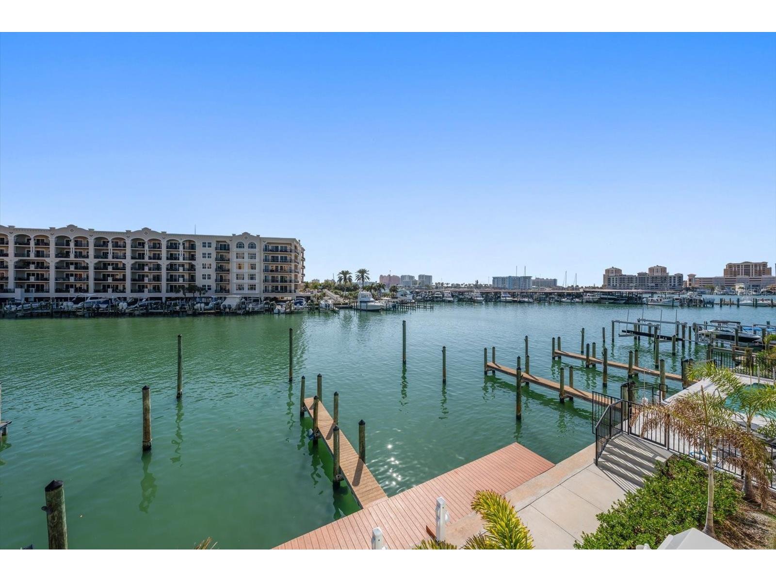 211 Dolphin Point #201 Clearwater FL 33767 TB8485670 image38