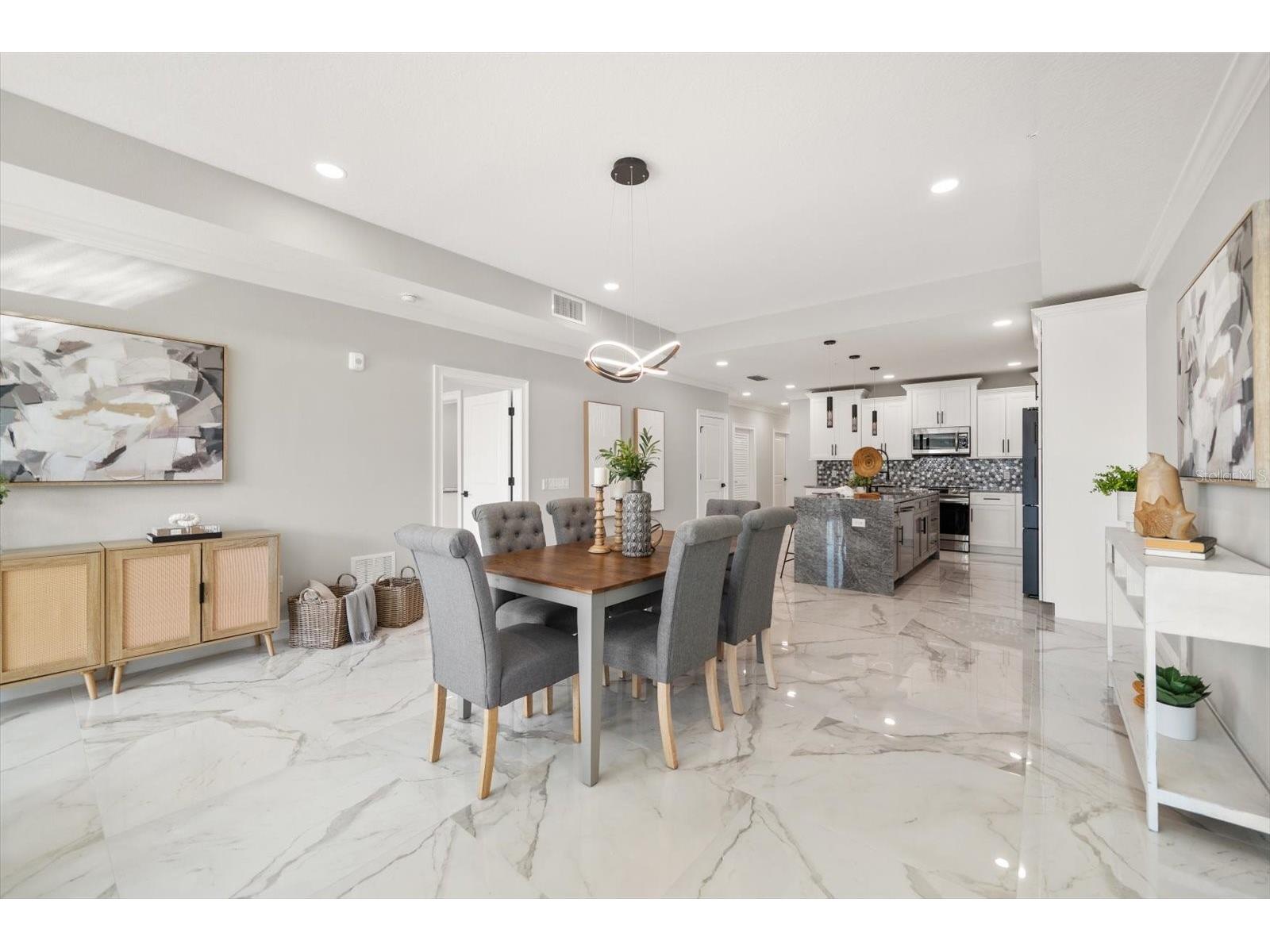 211 Dolphin Point #202 Clearwater FL 33767 TB8459306 image12