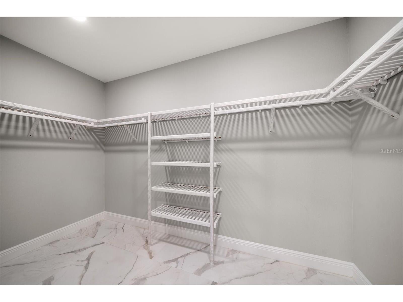 211 Dolphin Point #202 Clearwater FL 33767 TB8459306 image23