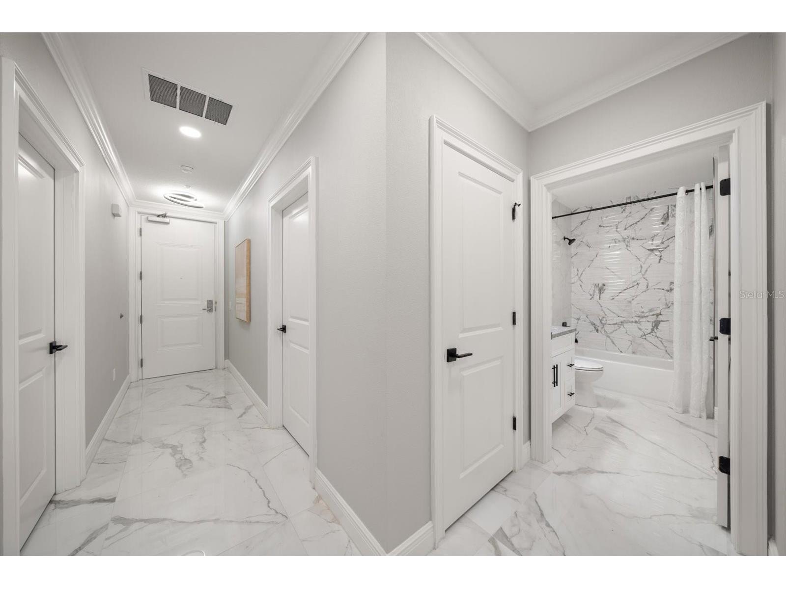 211 Dolphin Point #202 Clearwater FL 33767 TB8459306 image27