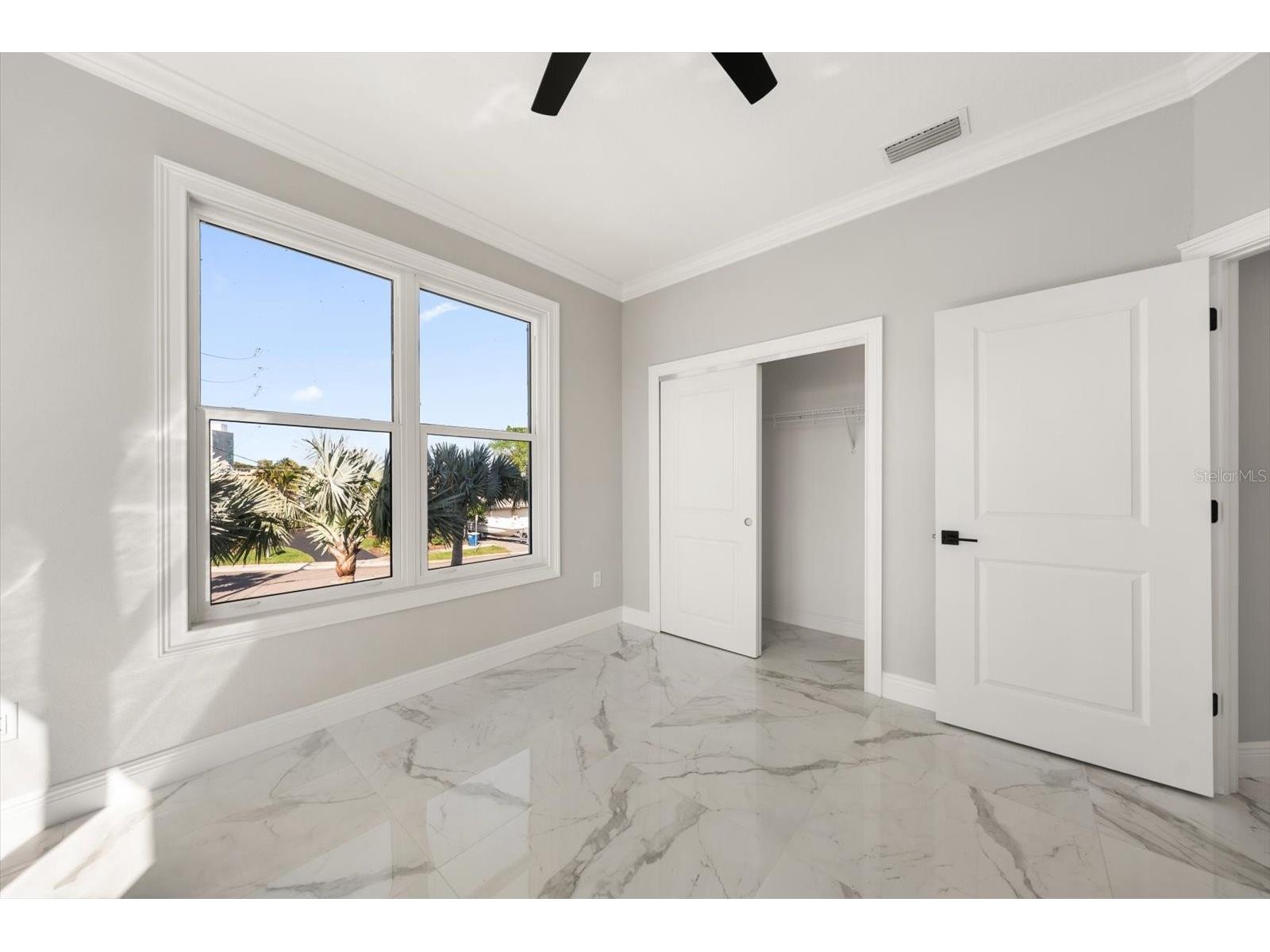 211 Dolphin Point #203 Clearwater FL 33767 TB8485699 image16