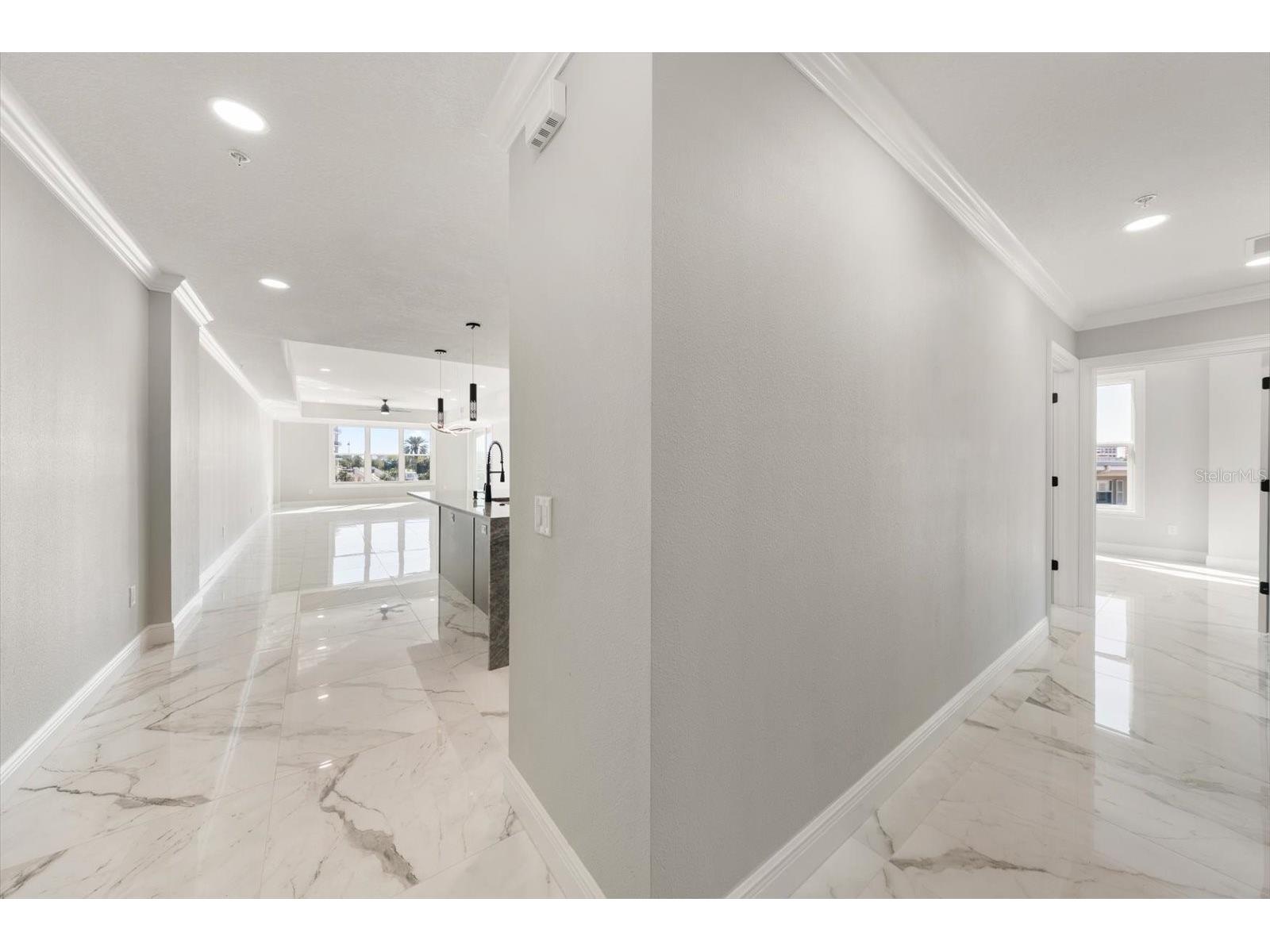 211 Dolphin Point #203 Clearwater FL 33767 TB8485699 image19