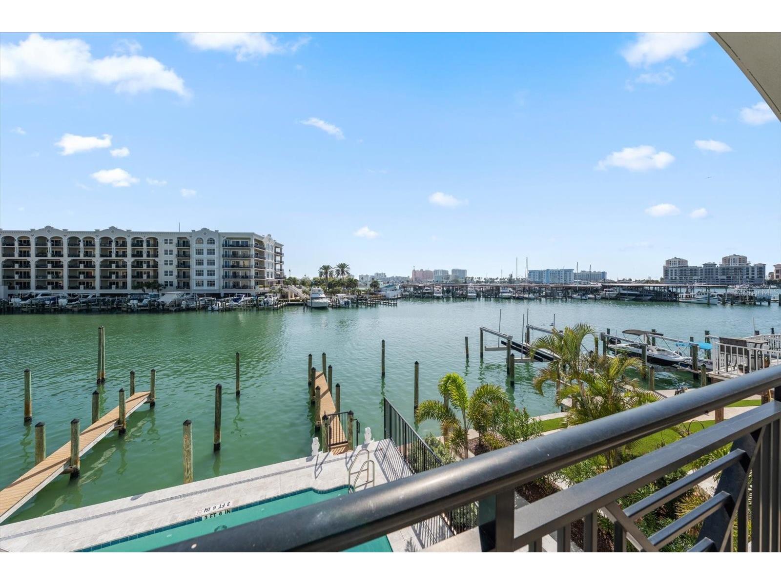 211 Dolphin Point #203 Clearwater FL 33767 TB8485699 image4