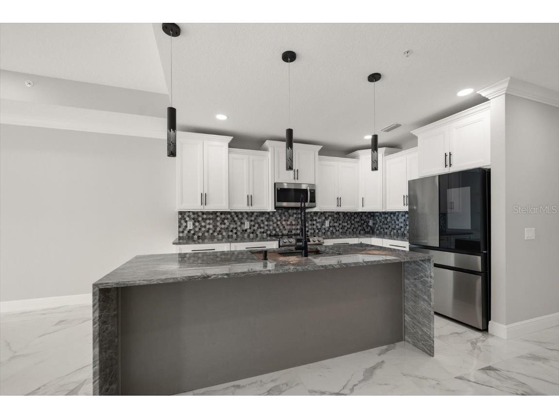 211 Dolphin Point #301 Clearwater FL 33767 TB8459343 image13