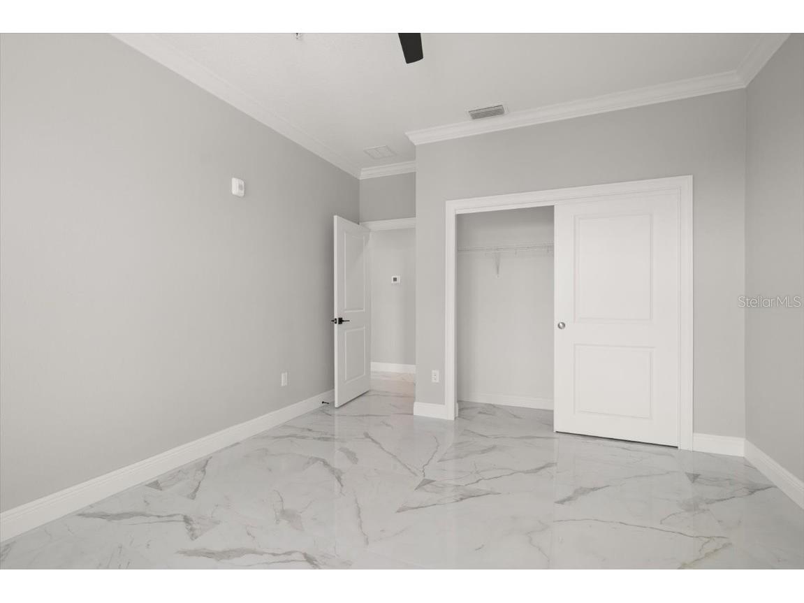 211 Dolphin Point #301 Clearwater FL 33767 TB8459343 image22