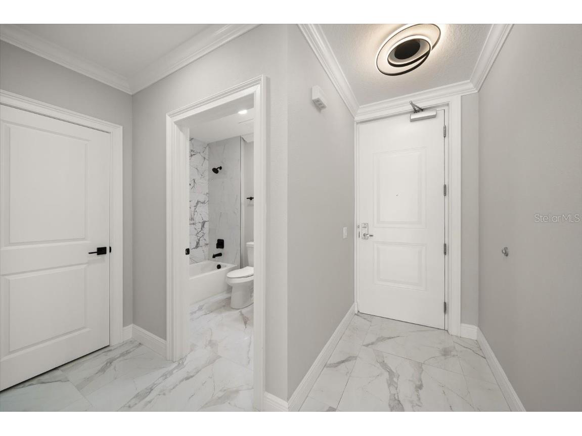 211 Dolphin Point #301 Clearwater FL 33767 TB8459343 image23