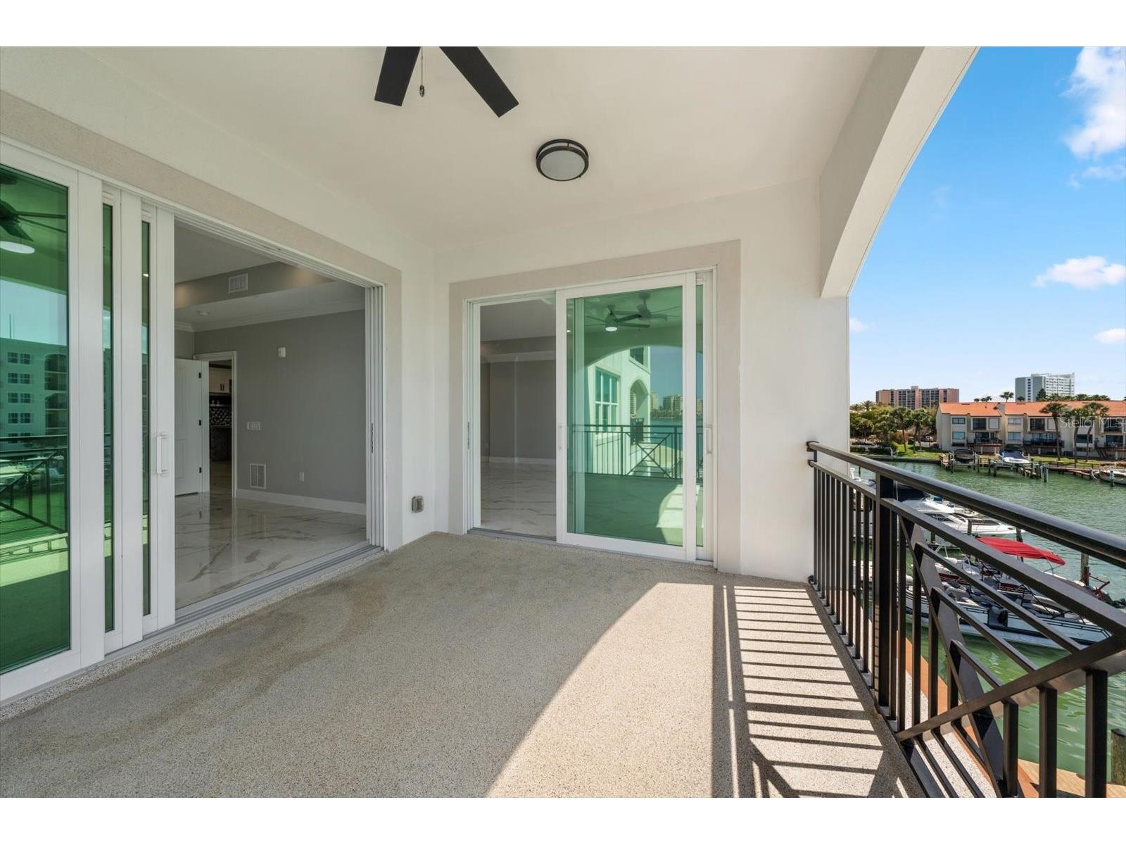 211 Dolphin Point #302 Clearwater FL 33767 TB8485704 image14