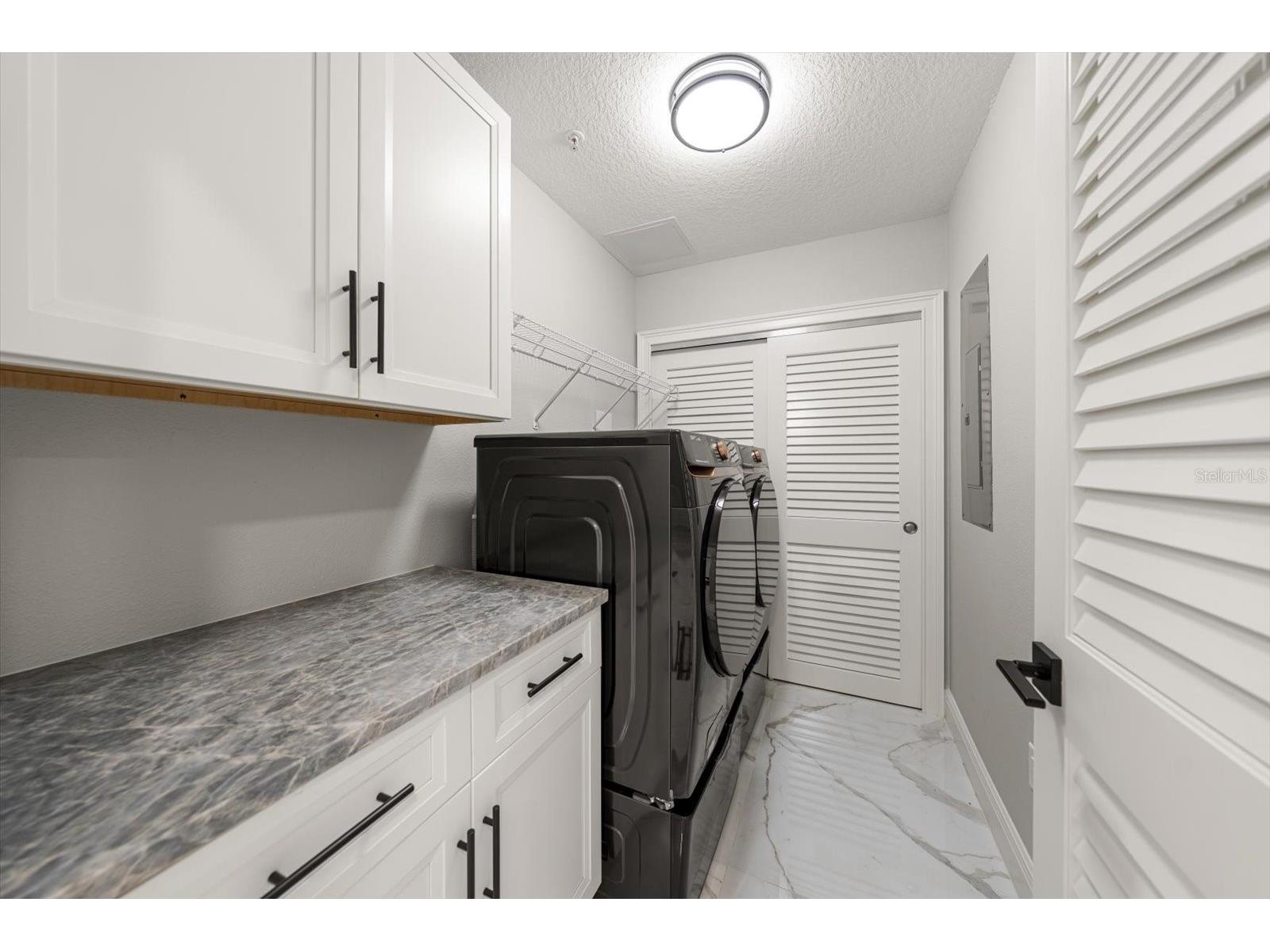 211 Dolphin Point #302 Clearwater FL 33767 TB8485704 image20