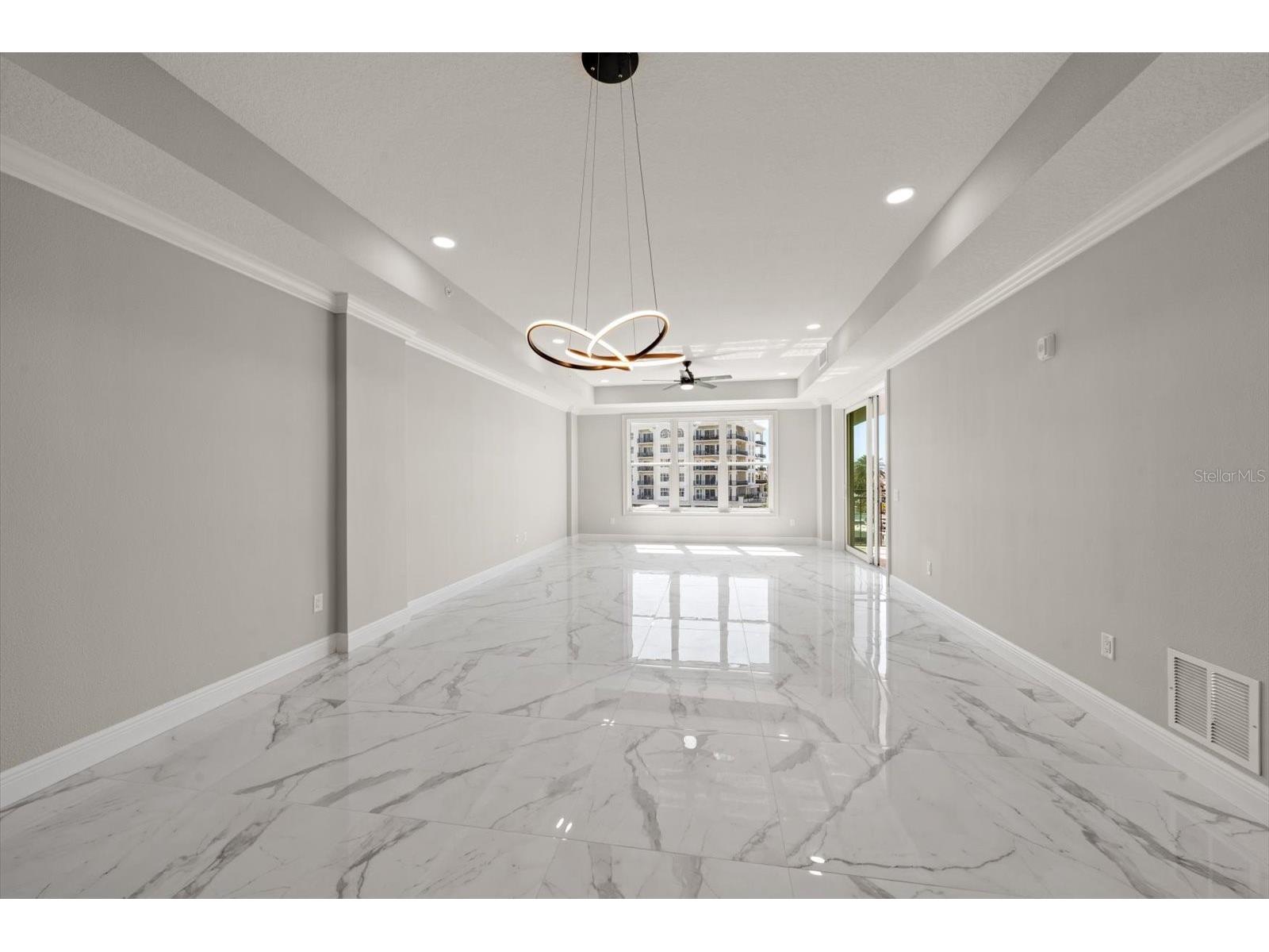 211 Dolphin Point #302 Clearwater FL 33767 TB8485704 image7