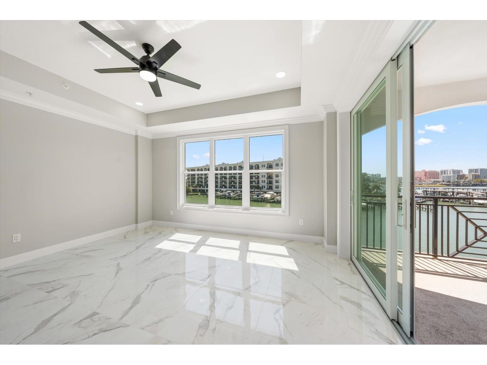 211 Dolphin Point #302 Clearwater FL 33767 TB8485704 image9