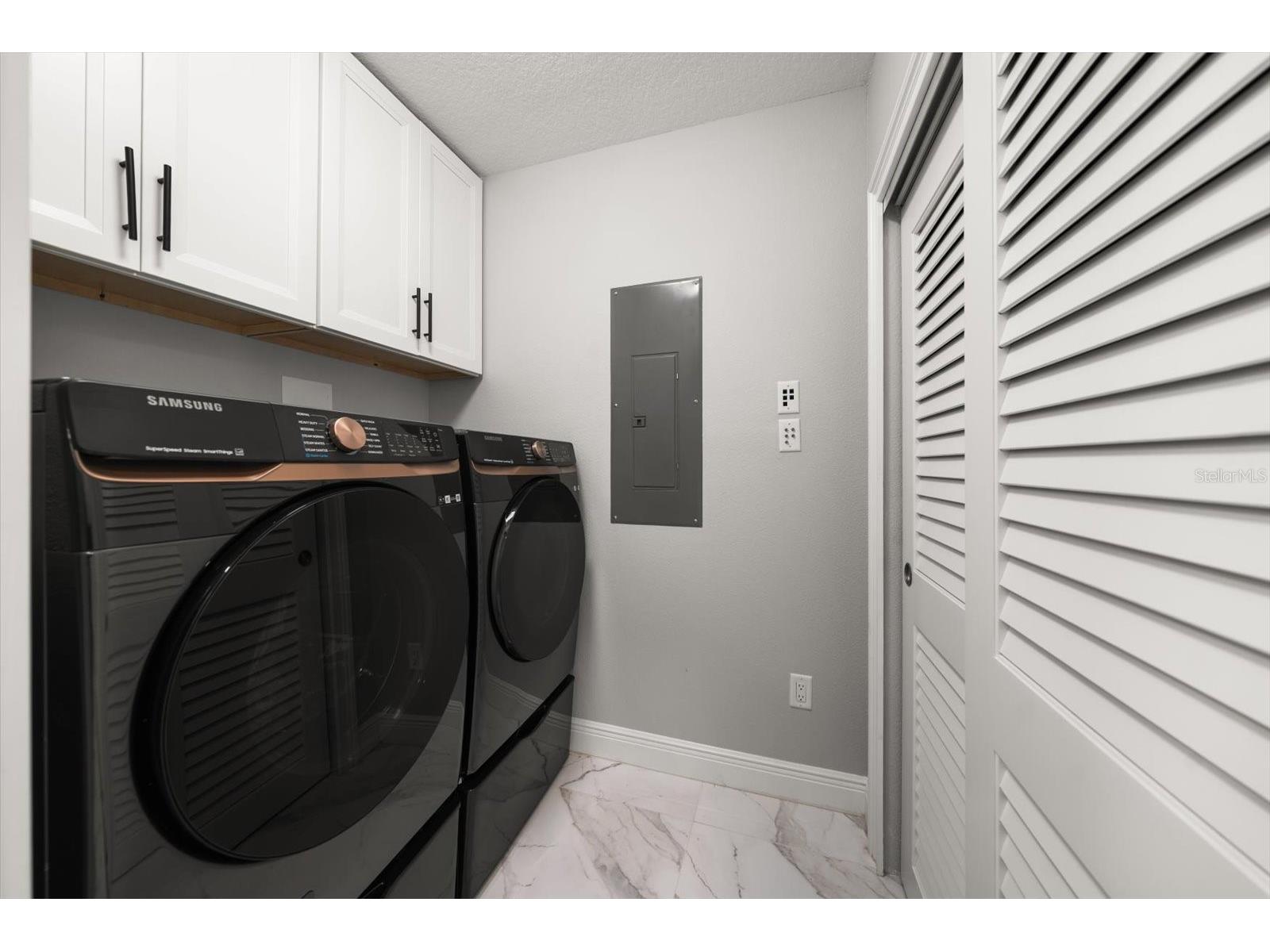 211 Dolphin Point #303 Clearwater FL 33767 TB8485711 image21