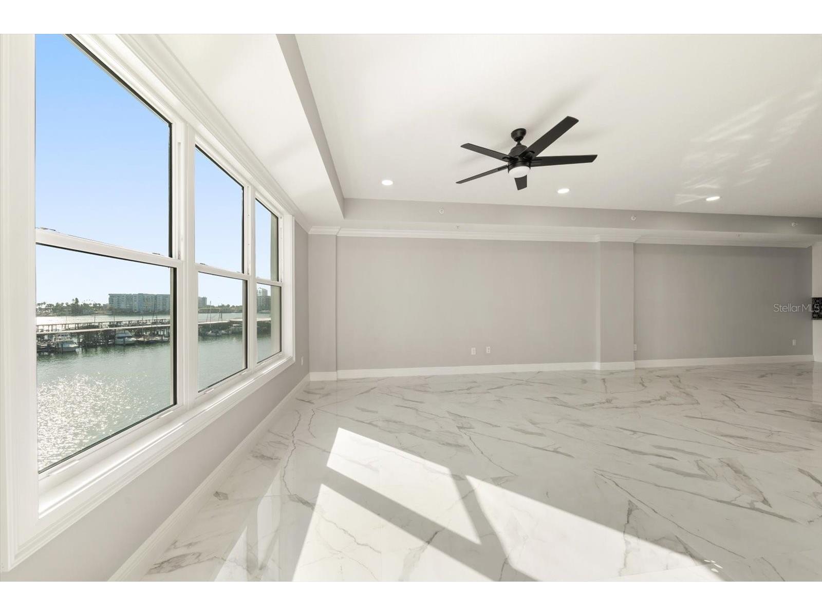 211 Dolphin Point #401 Clearwater Beach FL 33767 TB8485717 image24