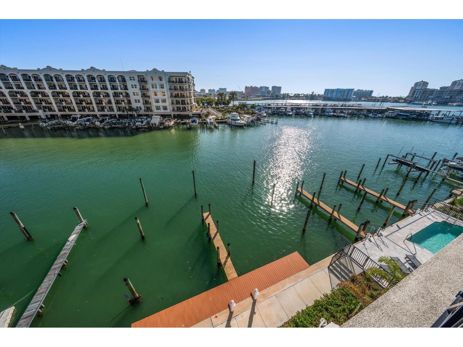 211 Dolphin Point #401 Clearwater Beach FL 33767 TB8485717 image26
