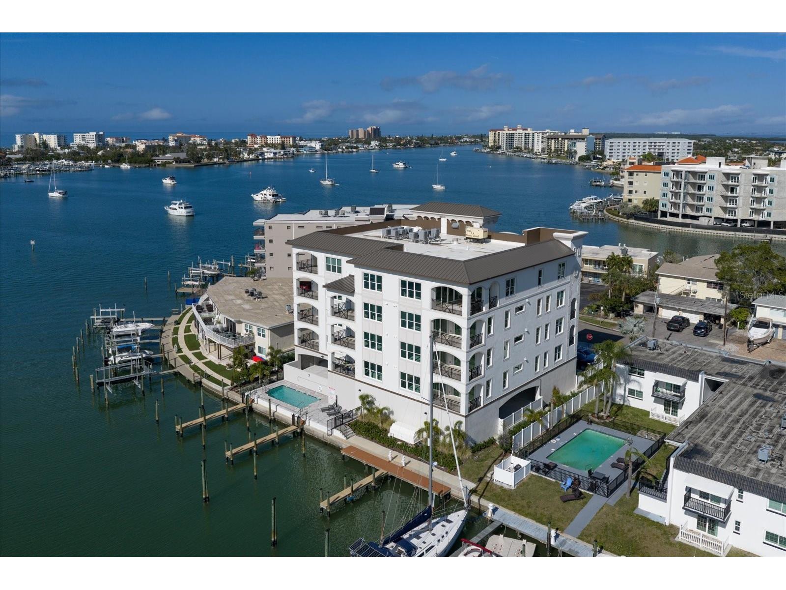 211 Dolphin Point #401 Clearwater Beach FL 33767 TB8485717 image30