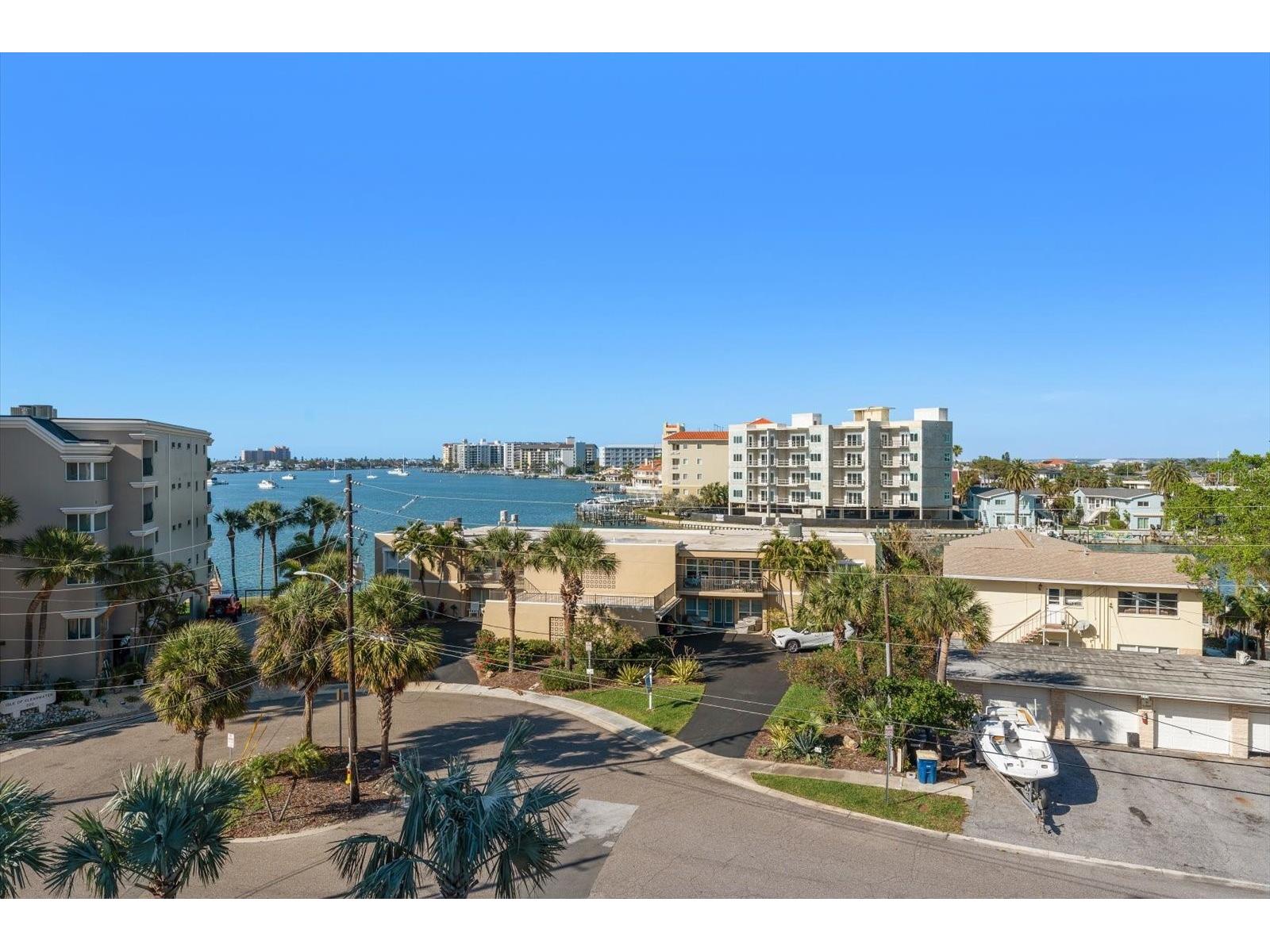 211 Dolphin Point #401 Clearwater Beach FL 33767 TB8485717 image31