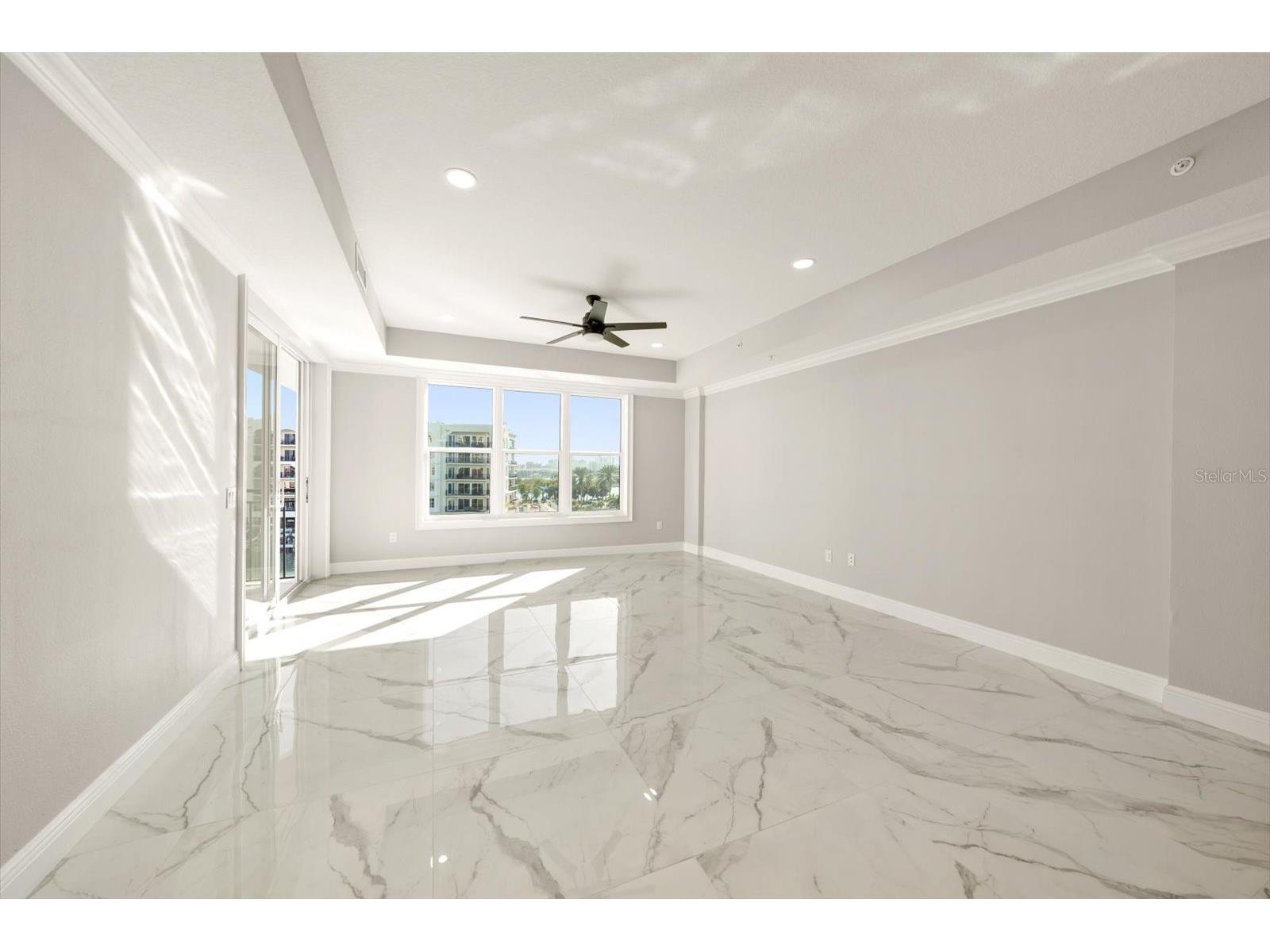 211 Dolphin Point #401 Clearwater Beach FL 33767 TB8485717 image9