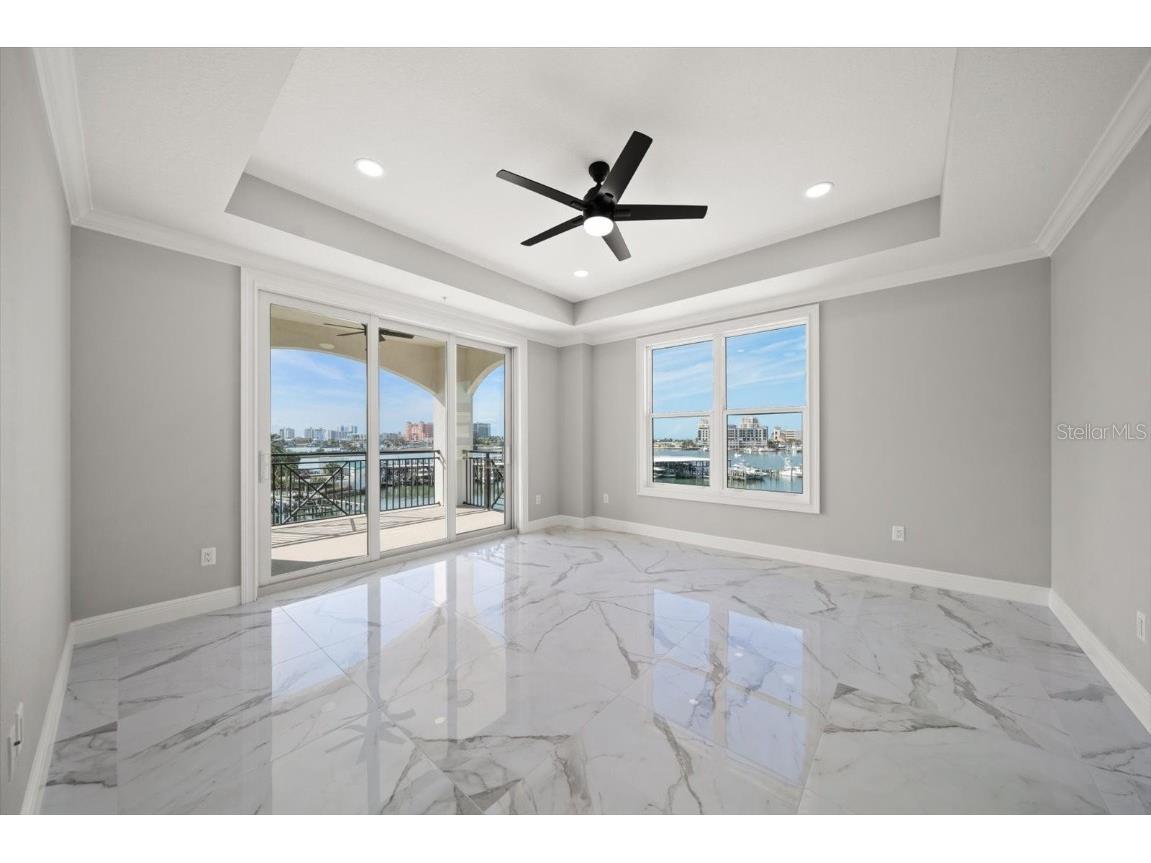 211 Dolphin Point #403 Clearwater Beach FL 33767 TB8459331 image12