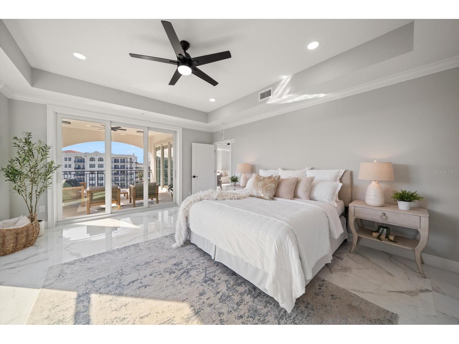 211 Dolphin Point #501 Clearwater FL 33767 TB8459302 image6