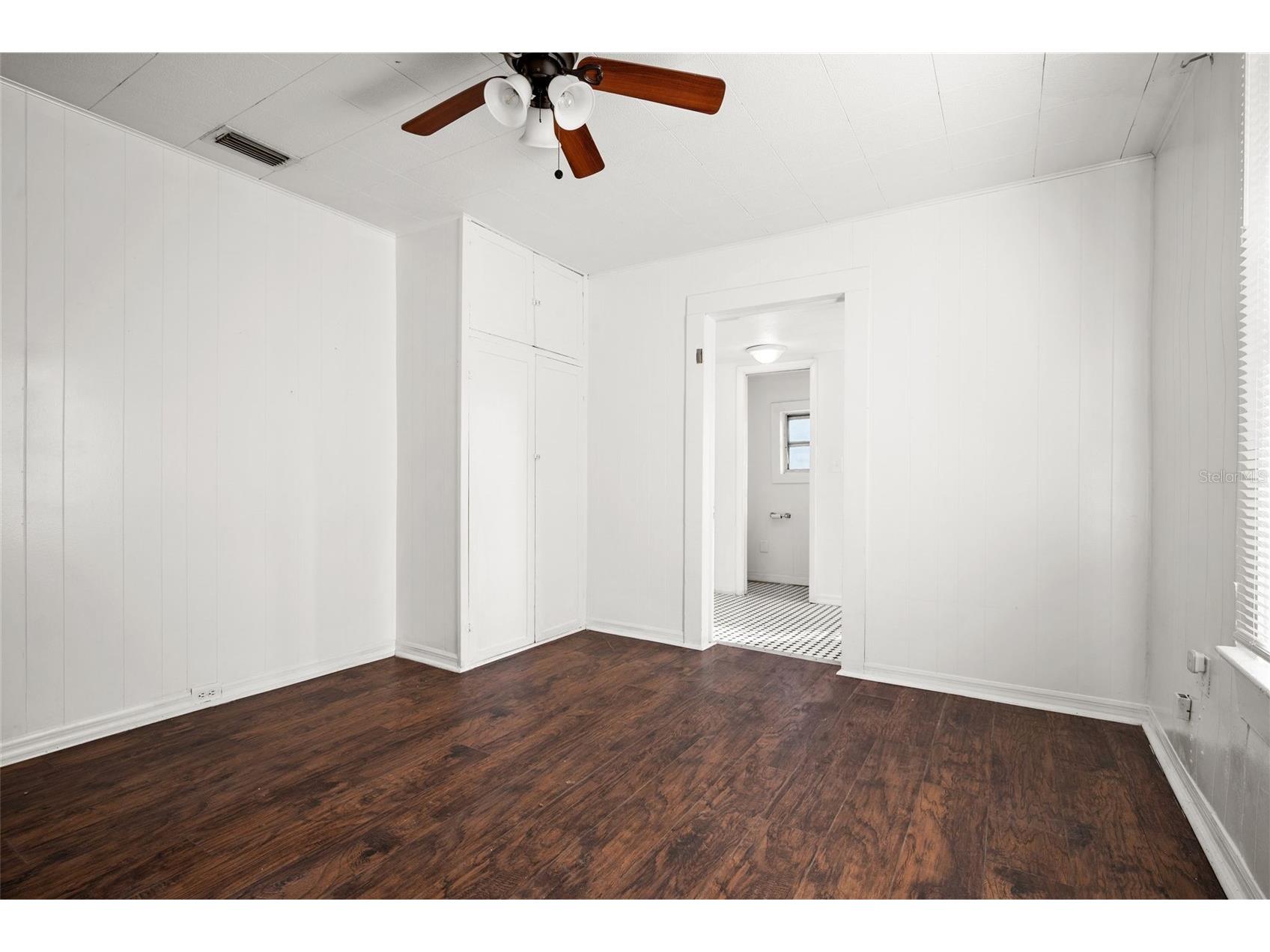 211 E Cluster Avenue Tampa FL 33604 TB8466373 image12