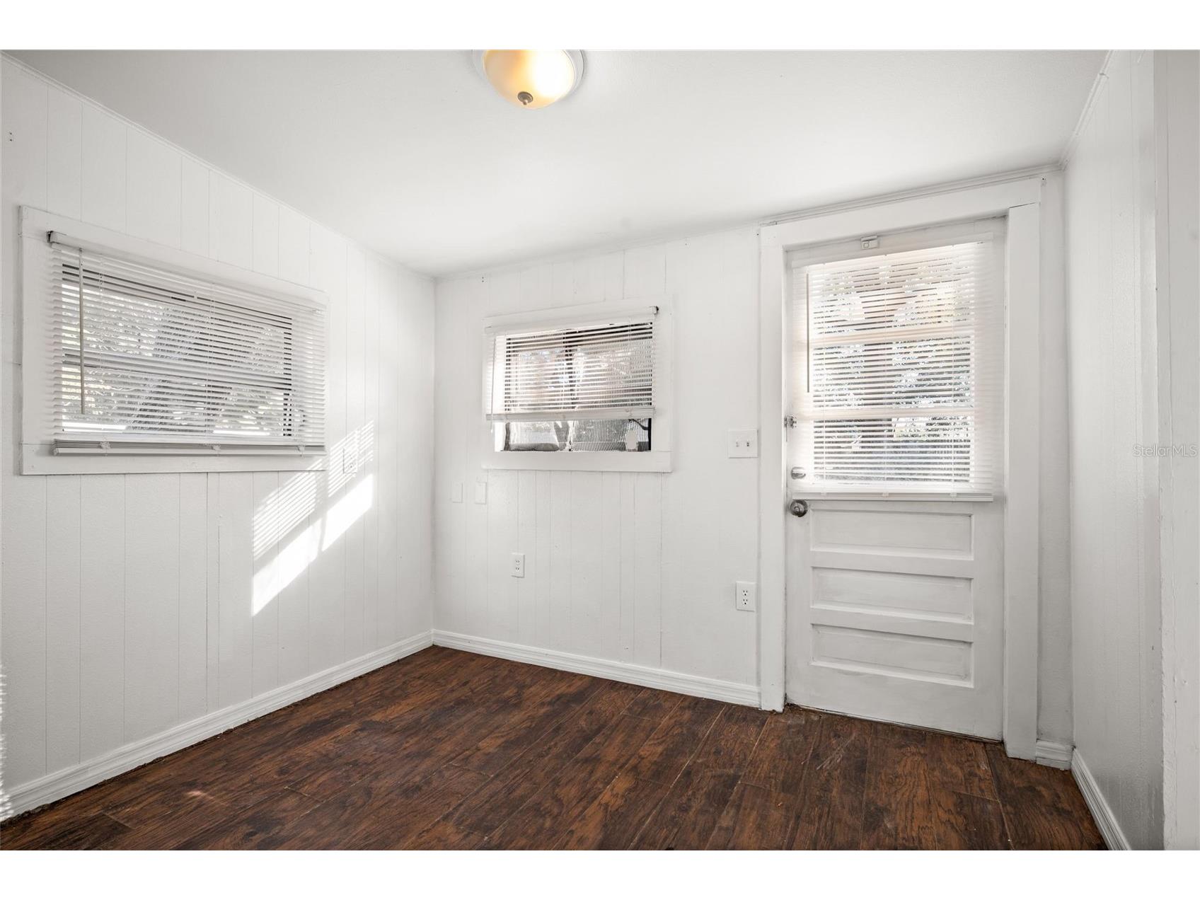 211 E Cluster Avenue Tampa FL 33604 TB8466373 image13