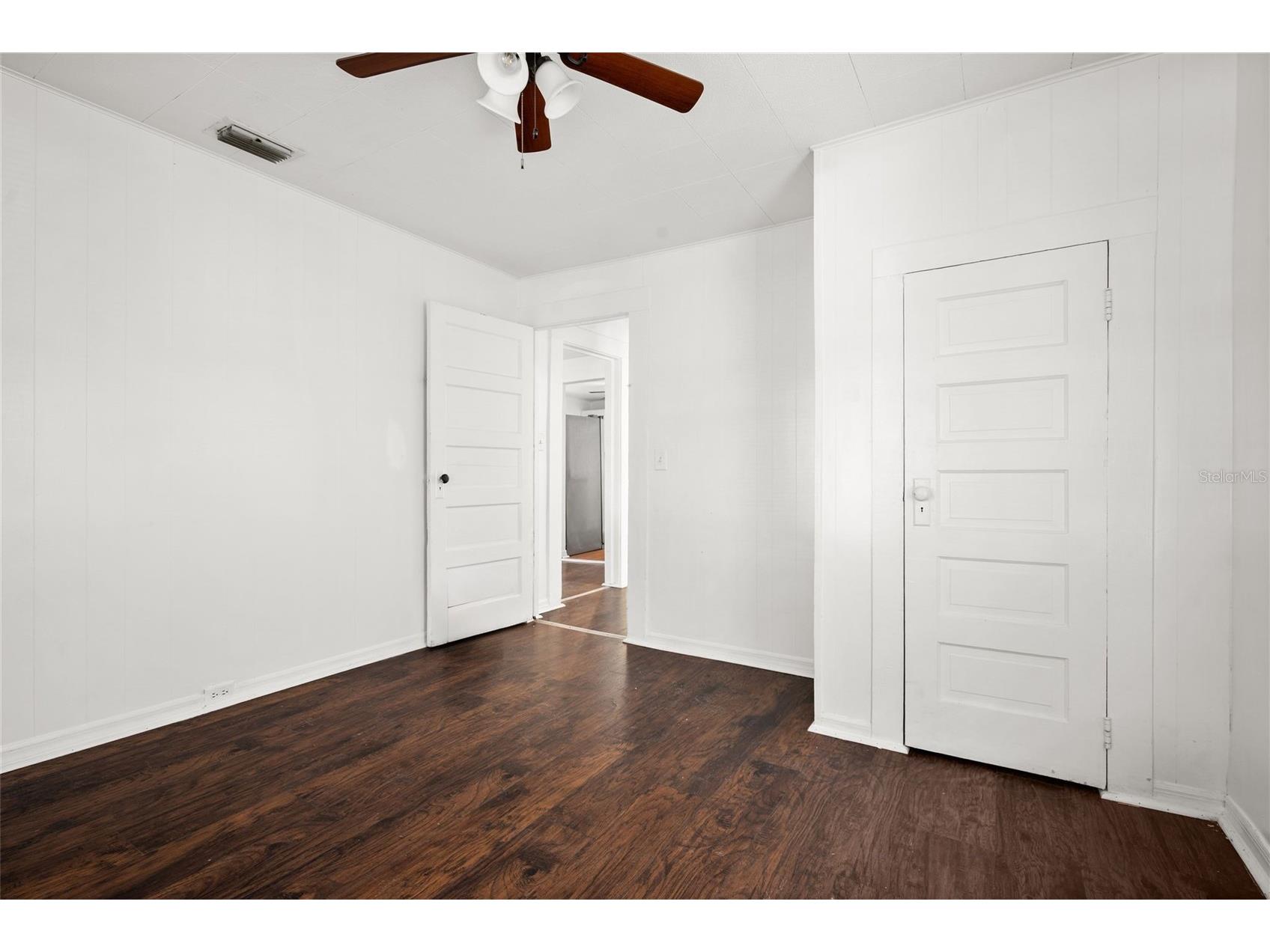 211 E Cluster Avenue Tampa FL 33604 TB8466373 image9