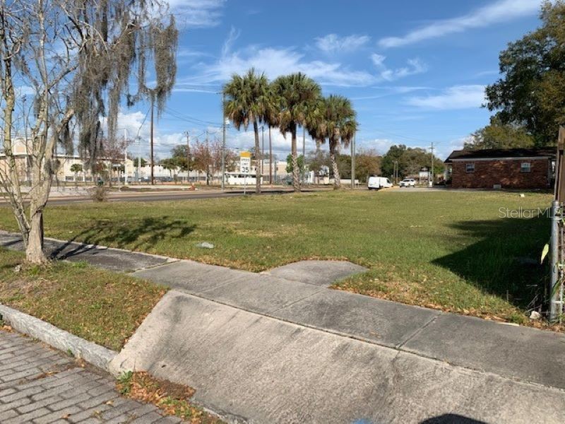 211 E Sligh Avenue Tampa FL 33604 T3494606 image1