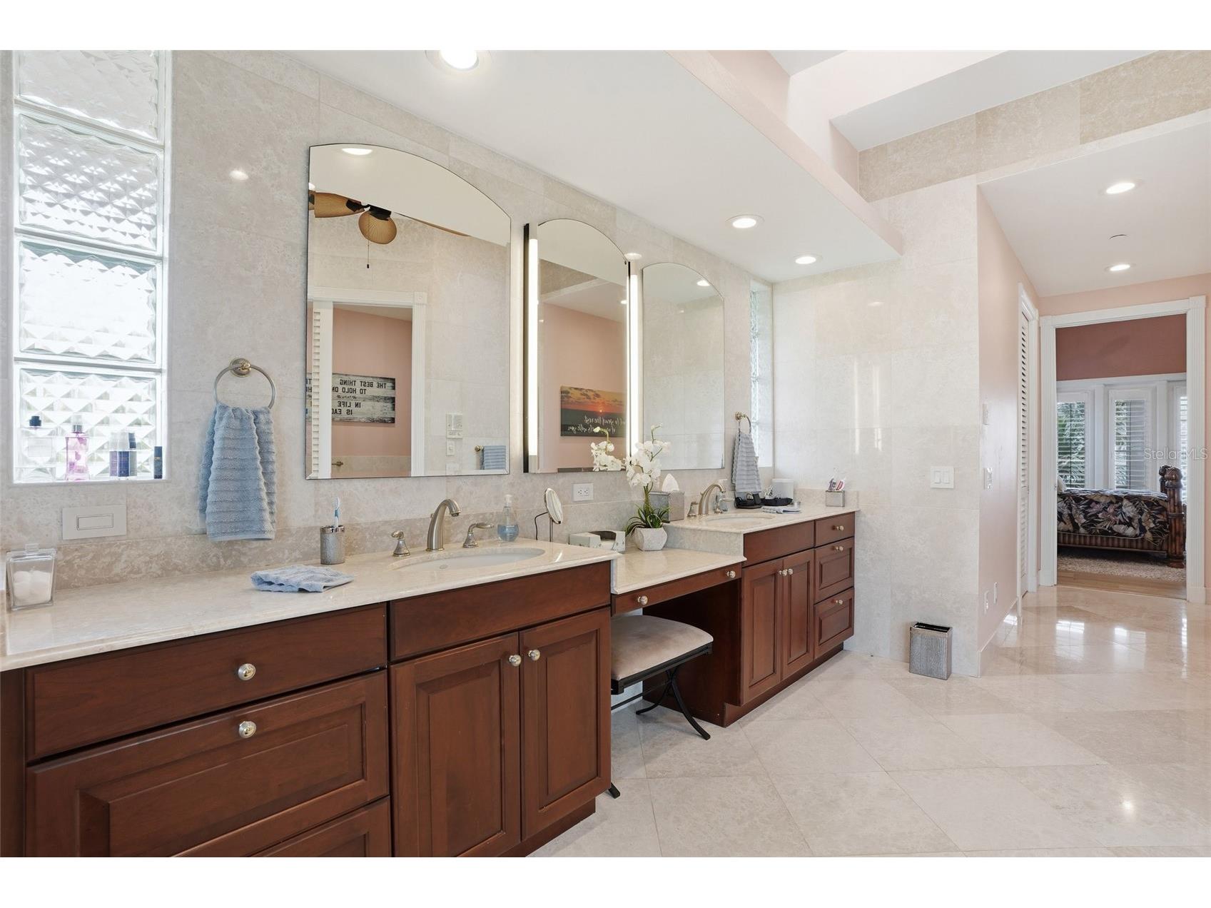 211 Kingfisher Drive Captiva FL 33924 A4695987 image22