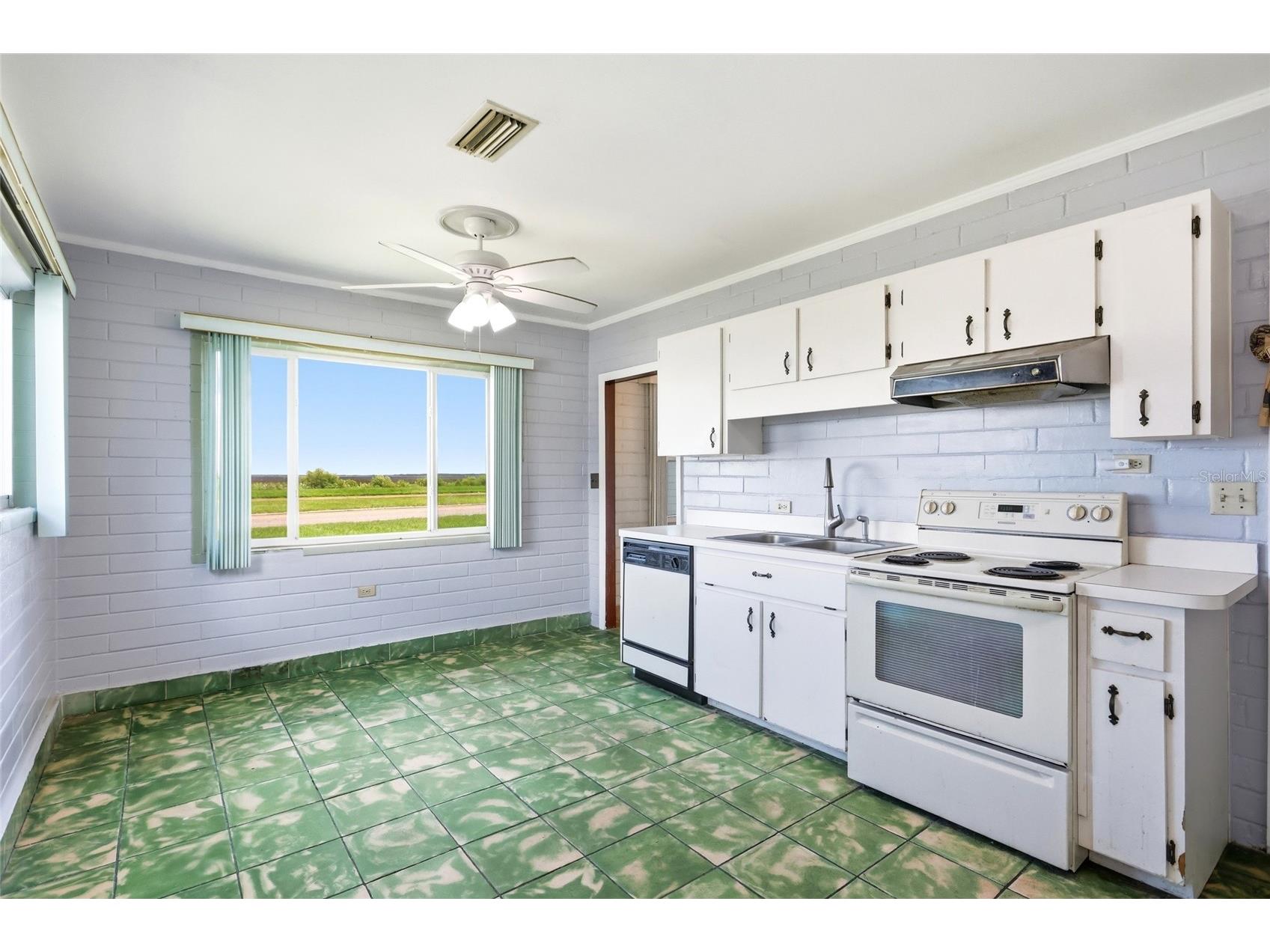 211 Lakeshore Boulevard Saint Cloud FL 34769 - EAST LAKE TOHO O6426620 image31