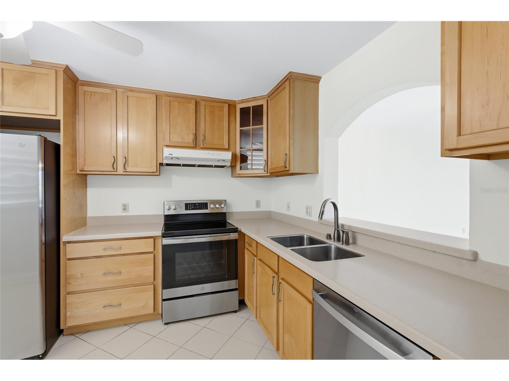 211 Lakewood Drive #211 Bradenton FL 34210 A4687200 image3