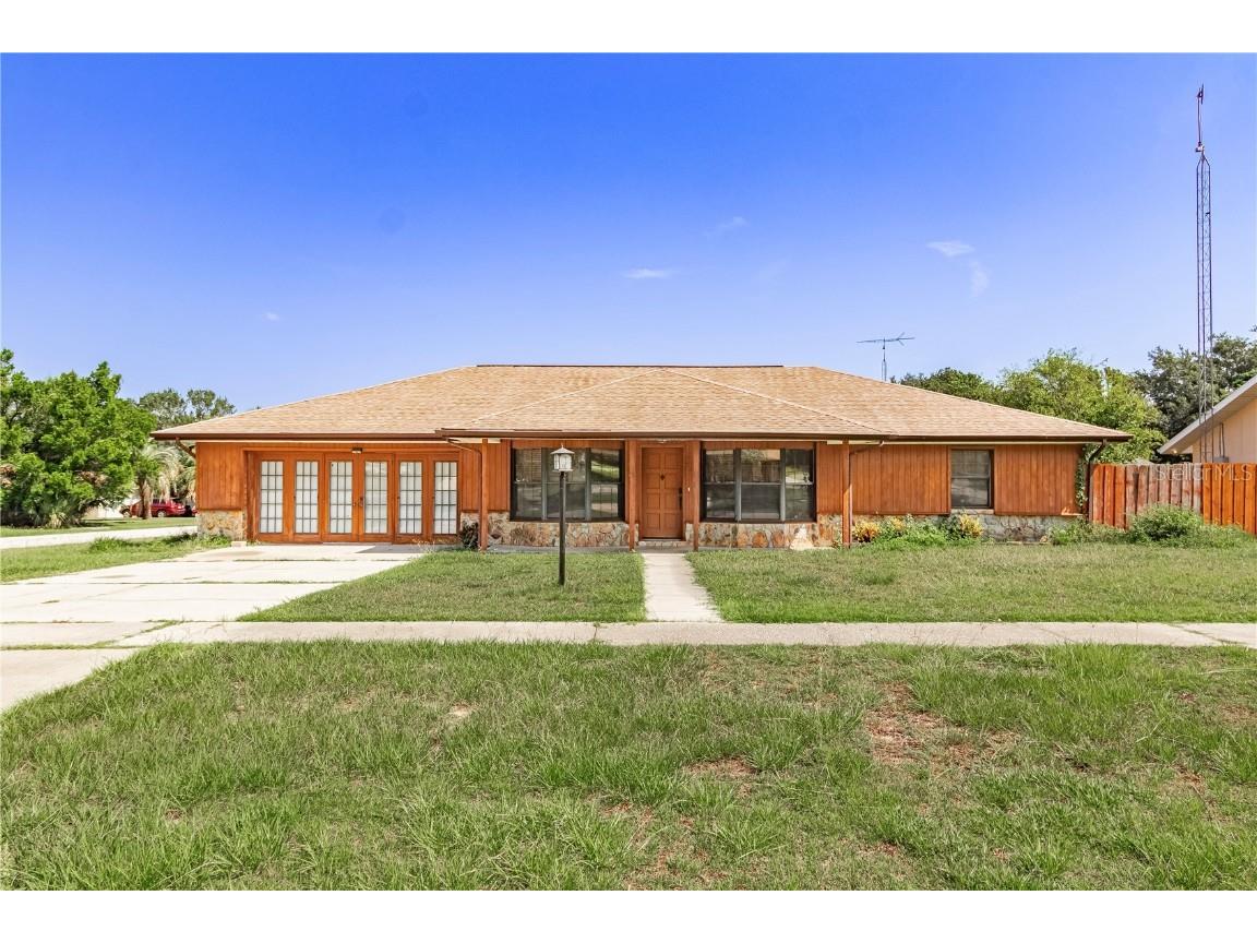 211 Marion Oaks Lane Ocala FL 34473 OM662979 image1