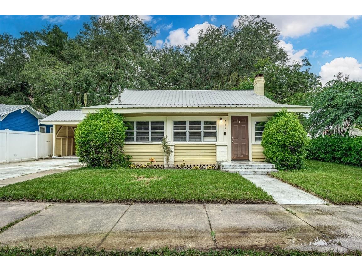 211 N Lanier Avenue Fort Meade FL 33841 L4947405 image1