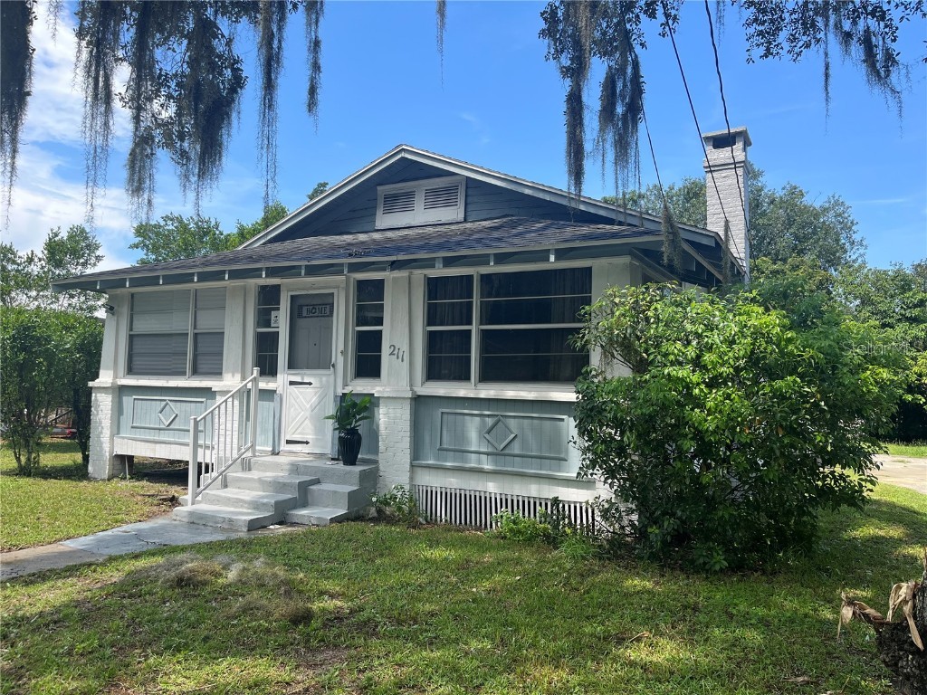 211 N Moss Street Leesburg FL 34748 G5071692 image1