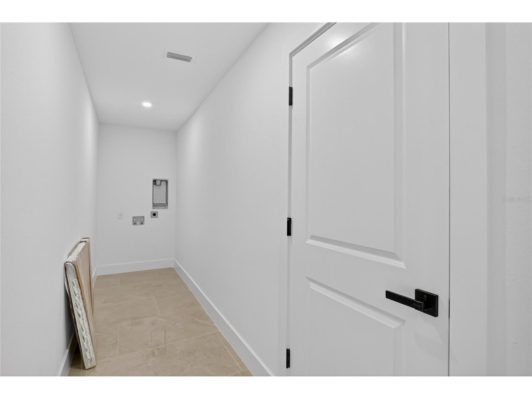 211 NE 31st Street Cape Coral FL 33909 TB8510367 image10