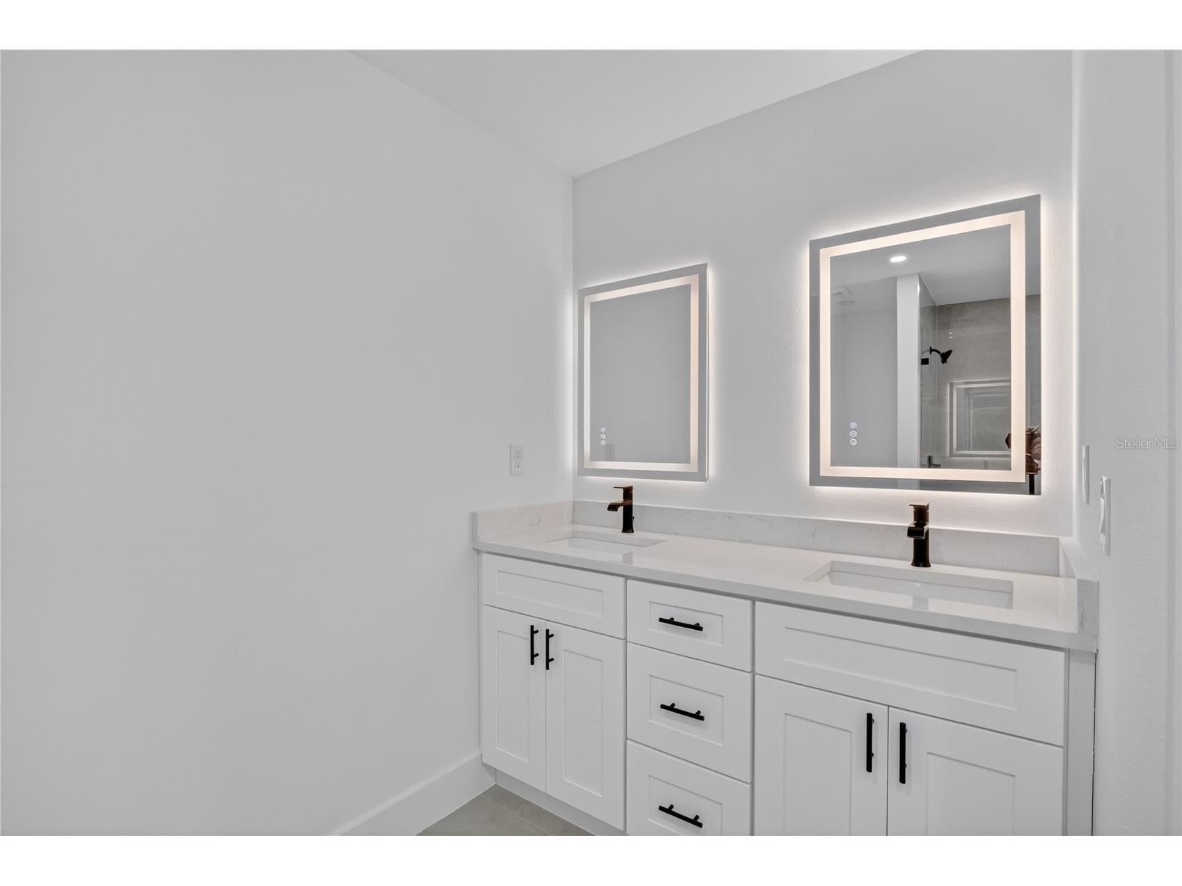 211 NE 31st Street Cape Coral FL 33909 TB8510367 image12
