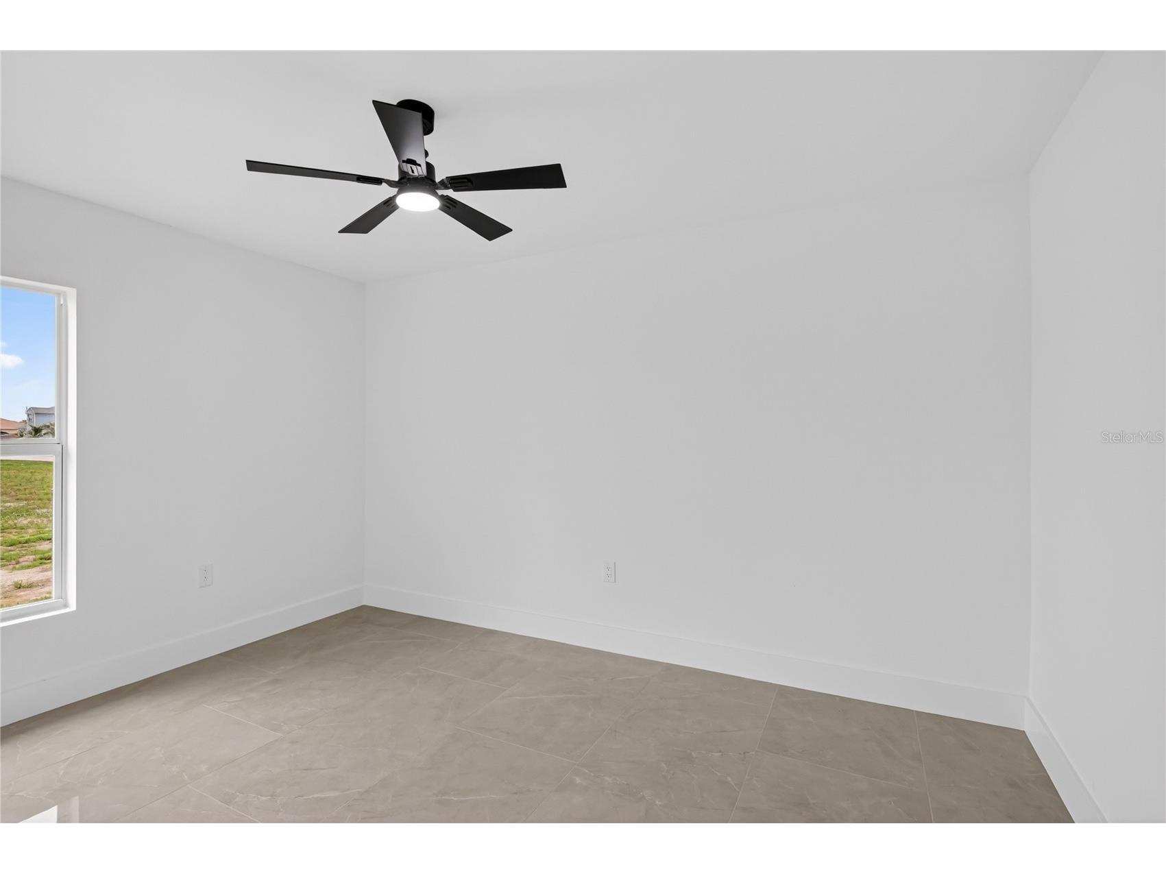 211 NE 31st Street Cape Coral FL 33909 TB8510367 image26