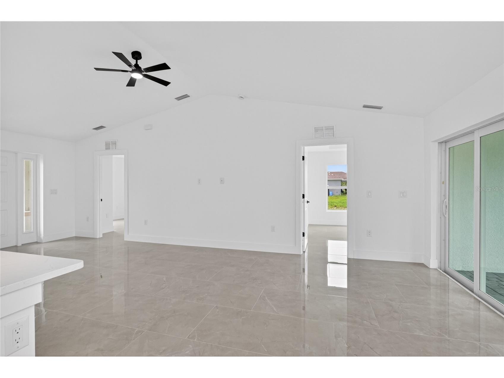 211 NE 31st Street Cape Coral FL 33909 TB8510367 image6