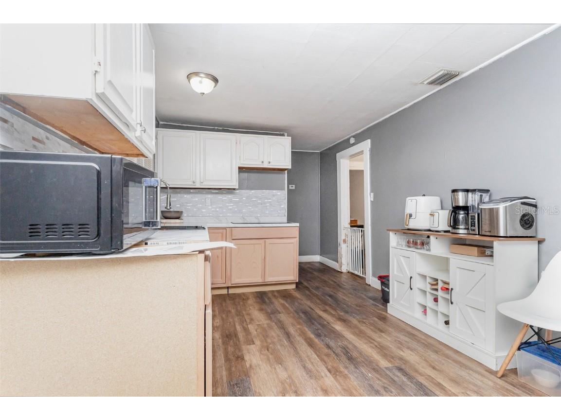 211 NW 8th Street Mulberry FL 33860 TB8427077 image9