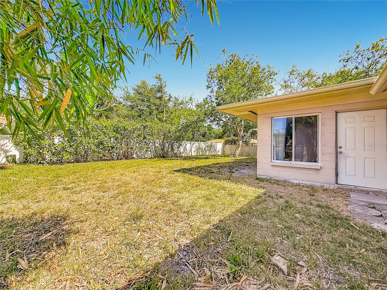 211 NW Monroe Circle N Saint Petersburg FL 33702 TB8504397 image25