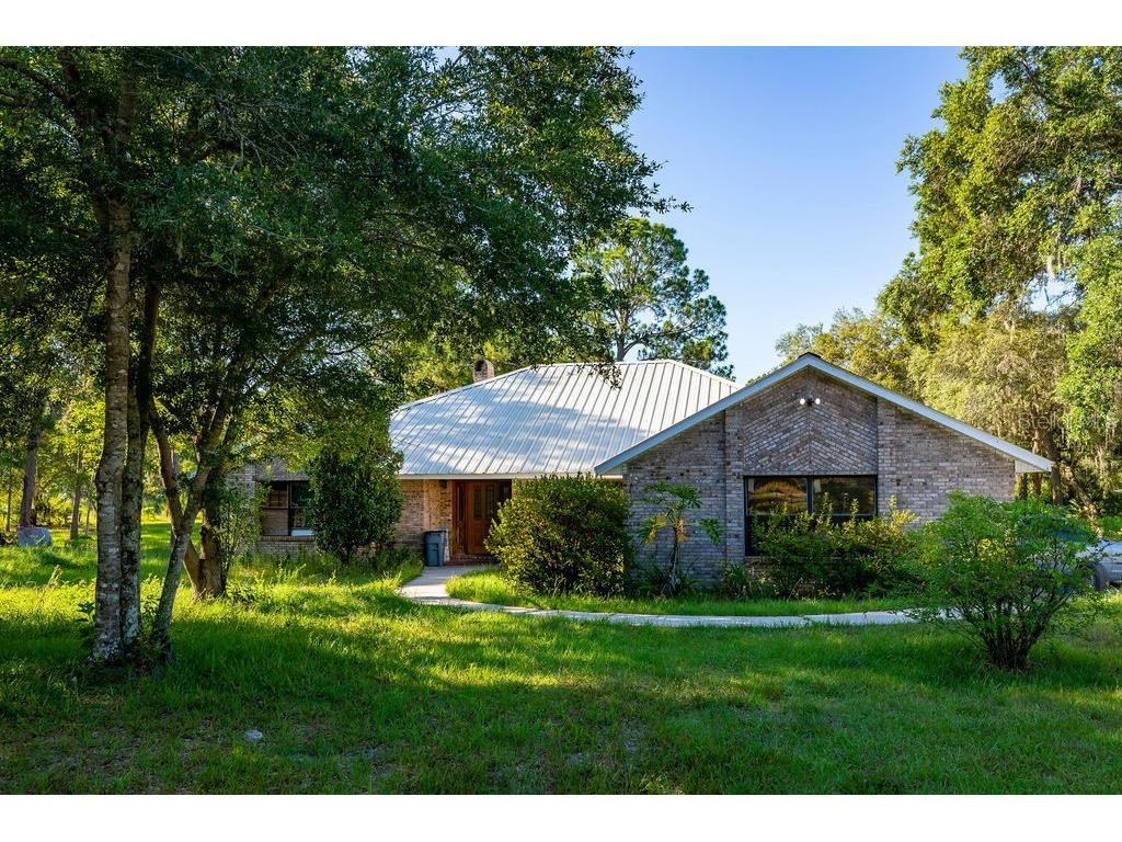 211 Oakapple Trail Lake Helen FL 32744 O6211634 image1