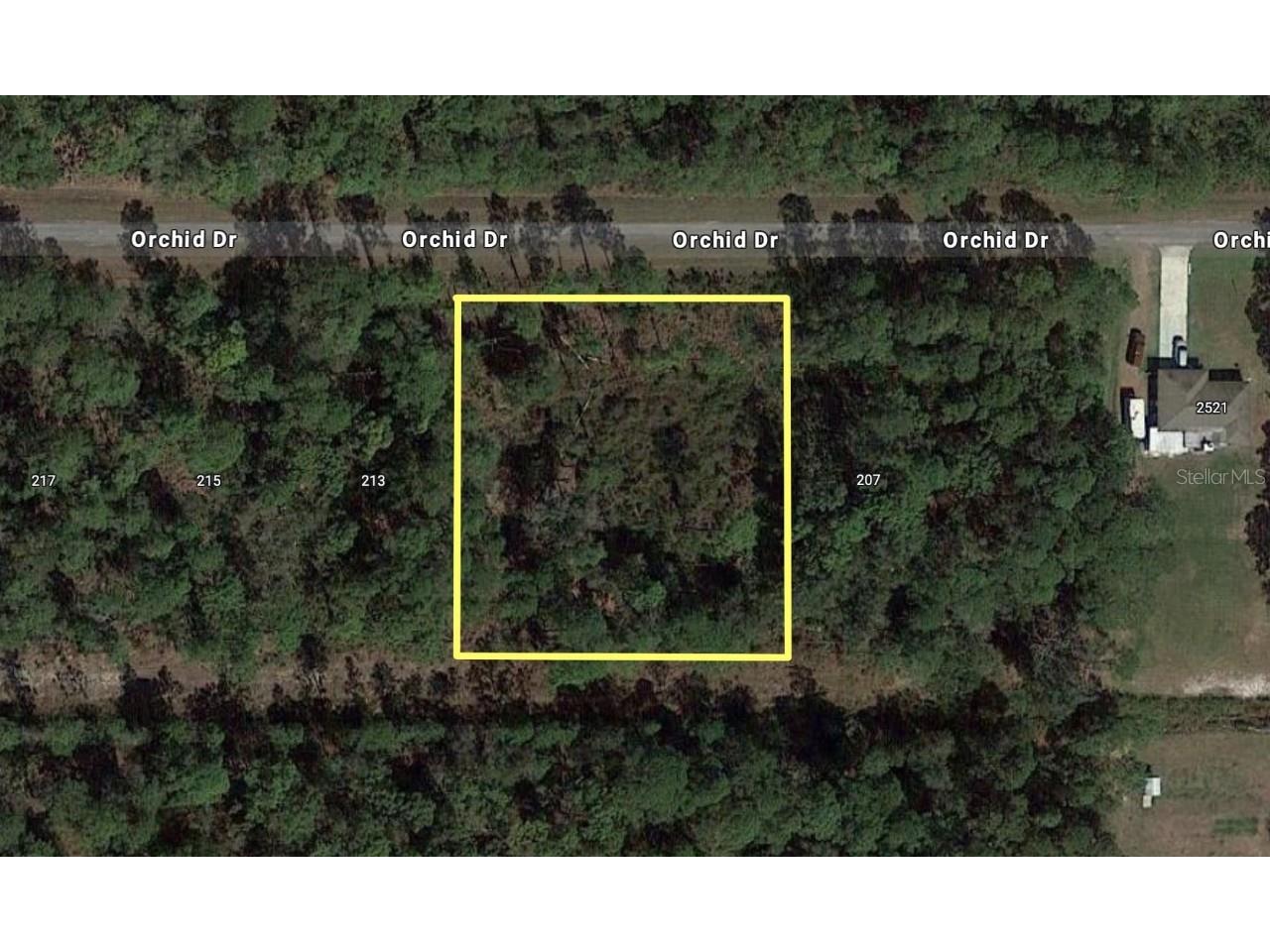 211 Orchid Drive Indian Lake Estates FL 33855 - LAKE WALK-IN-WATER T3511768 image1