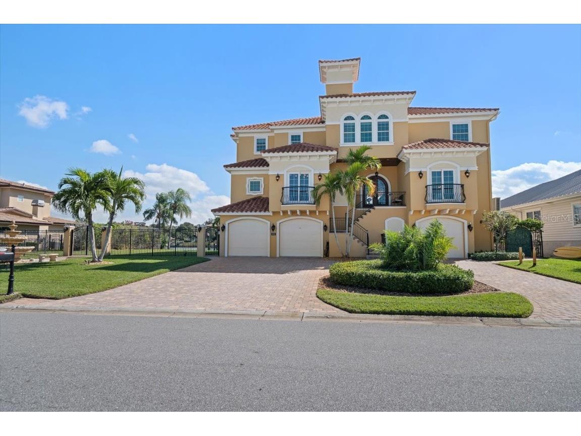 211 Poinciana Lane Largo FL 33770 TB8447033 image1