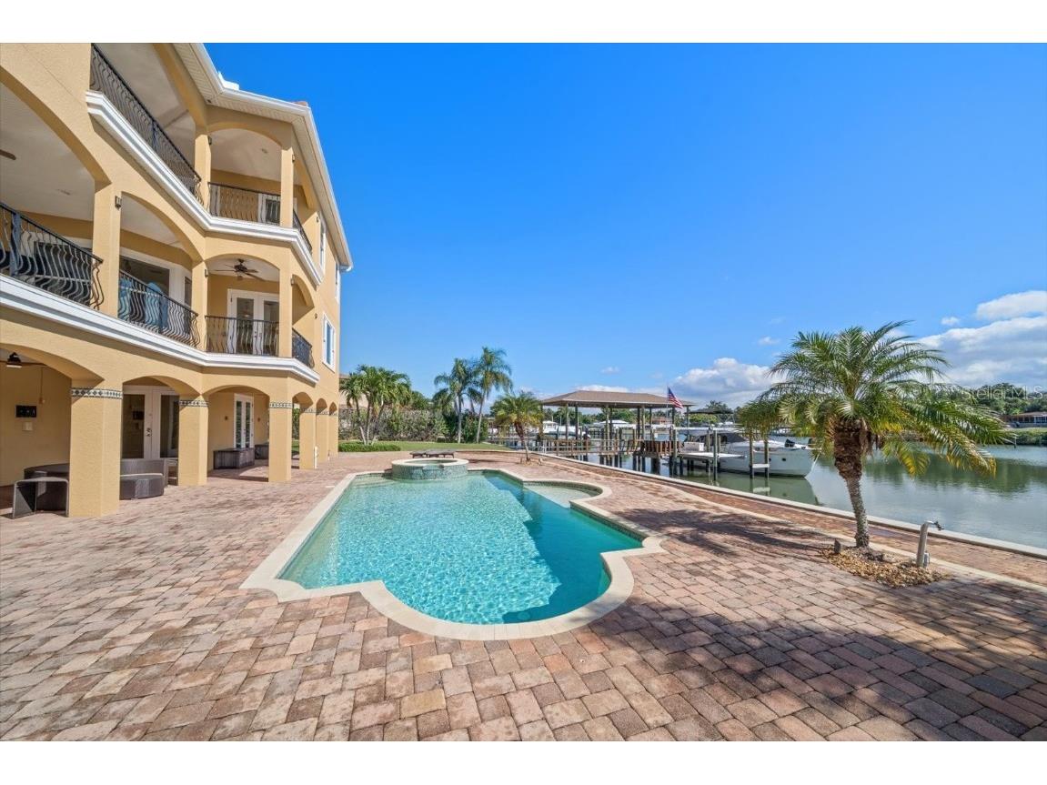 211 Poinciana Lane Largo FL 33770 TB8447033 image72