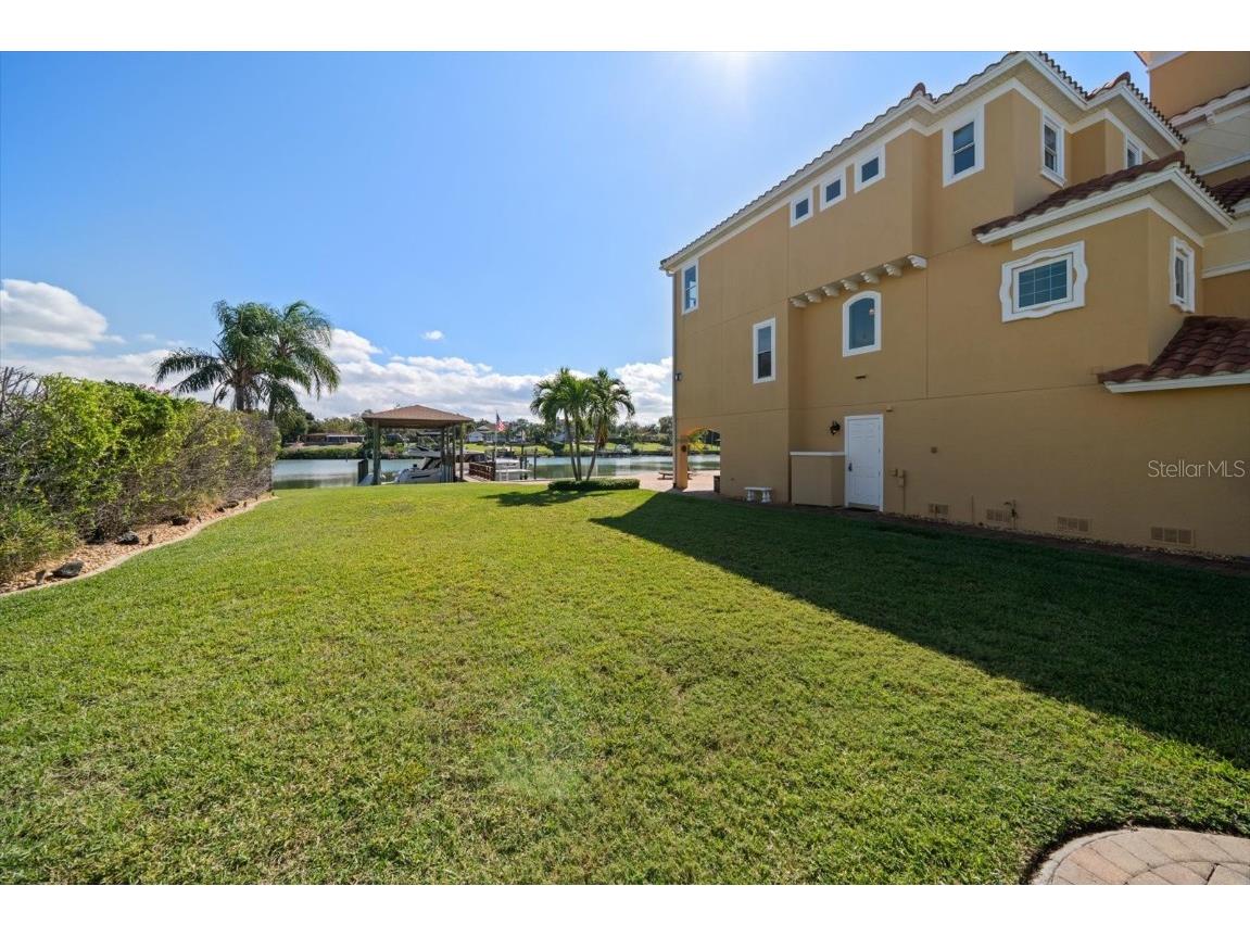 211 Poinciana Lane Largo FL 33770 TB8447033 image89