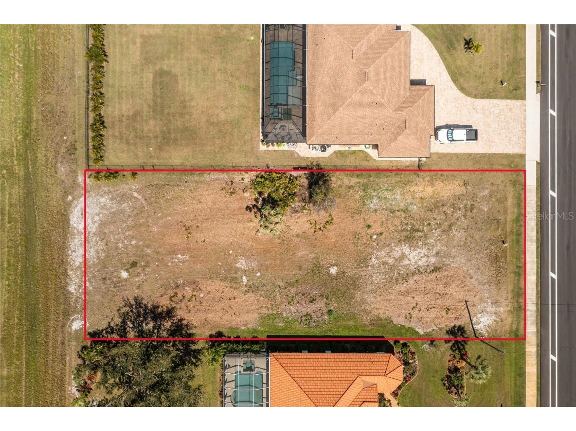 211 Rotonda Boulevard N Rotonda West FL 33947 D6141116 image1