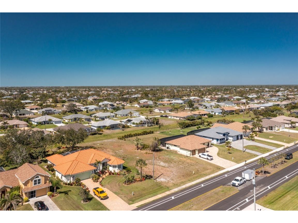 211 Rotonda Boulevard N Rotonda West FL 33947 D6141116 image11