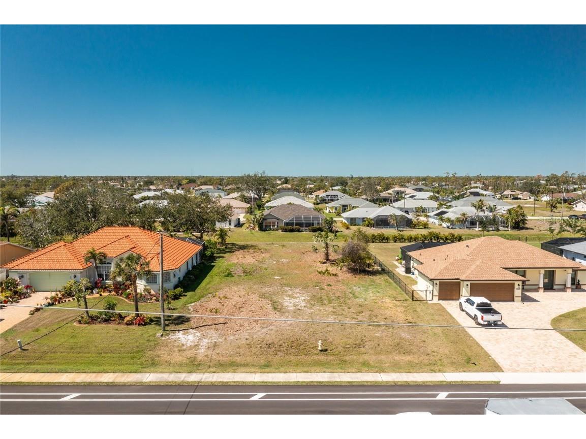 211 Rotonda Boulevard N Rotonda West FL 33947 D6141116 image16